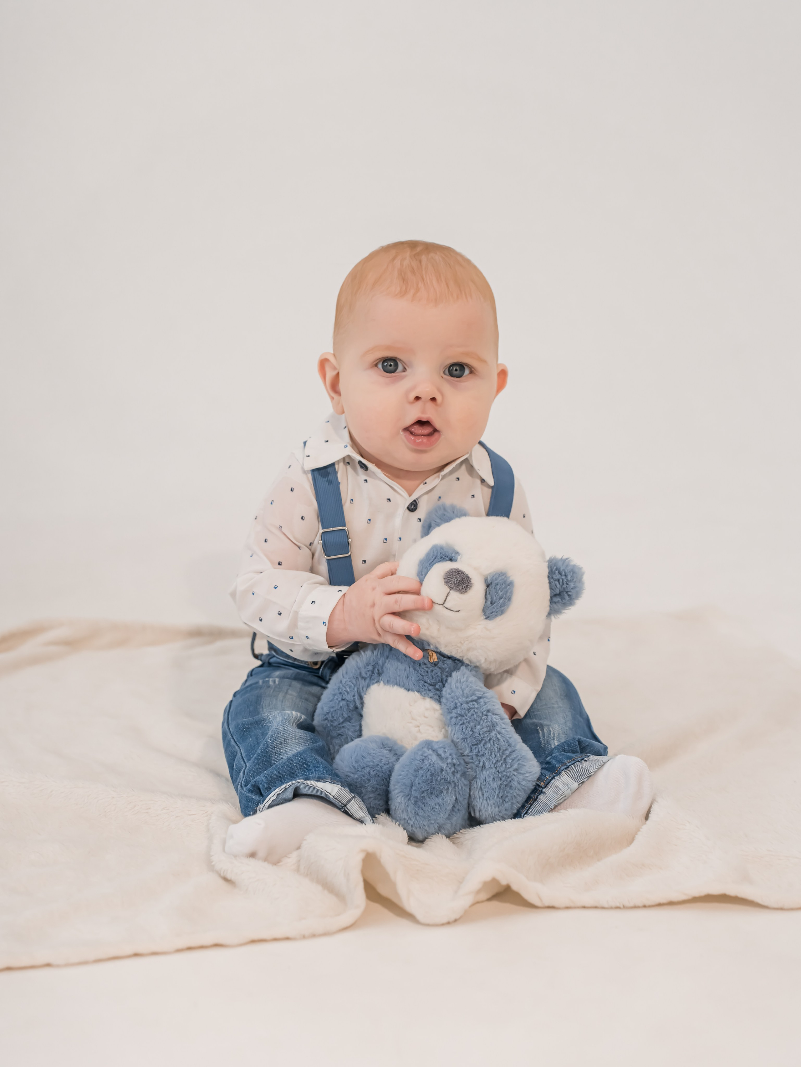 Владислав 6 месяцев студия. Отличные фотографии своих близких, своего бизнеса или даже себя. СПб