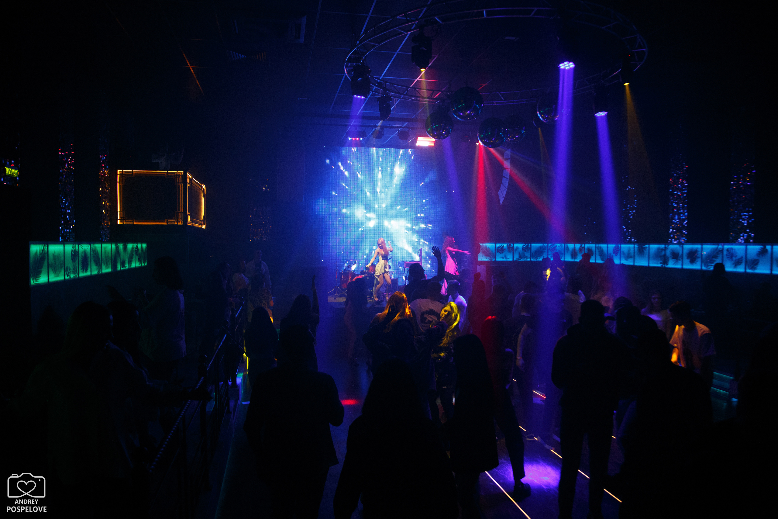 Кавер-группа RIVERTIME. Andrey Pospelove. Фотограф в Саратове