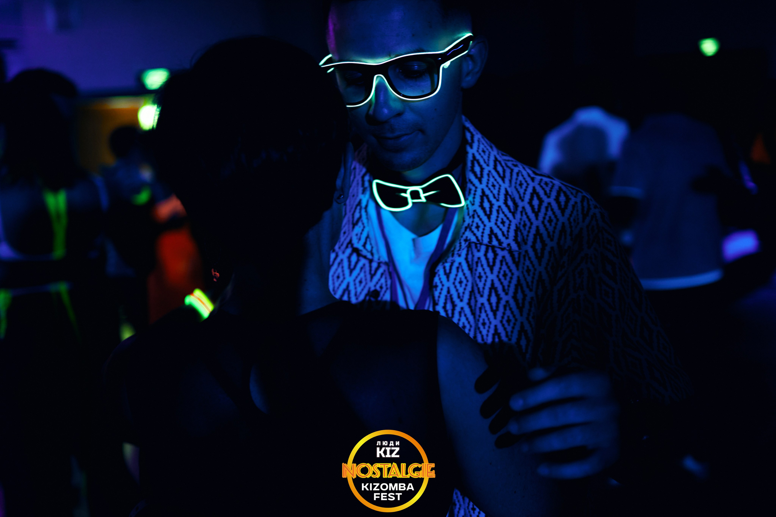 Neon party. Свадебный фотограф