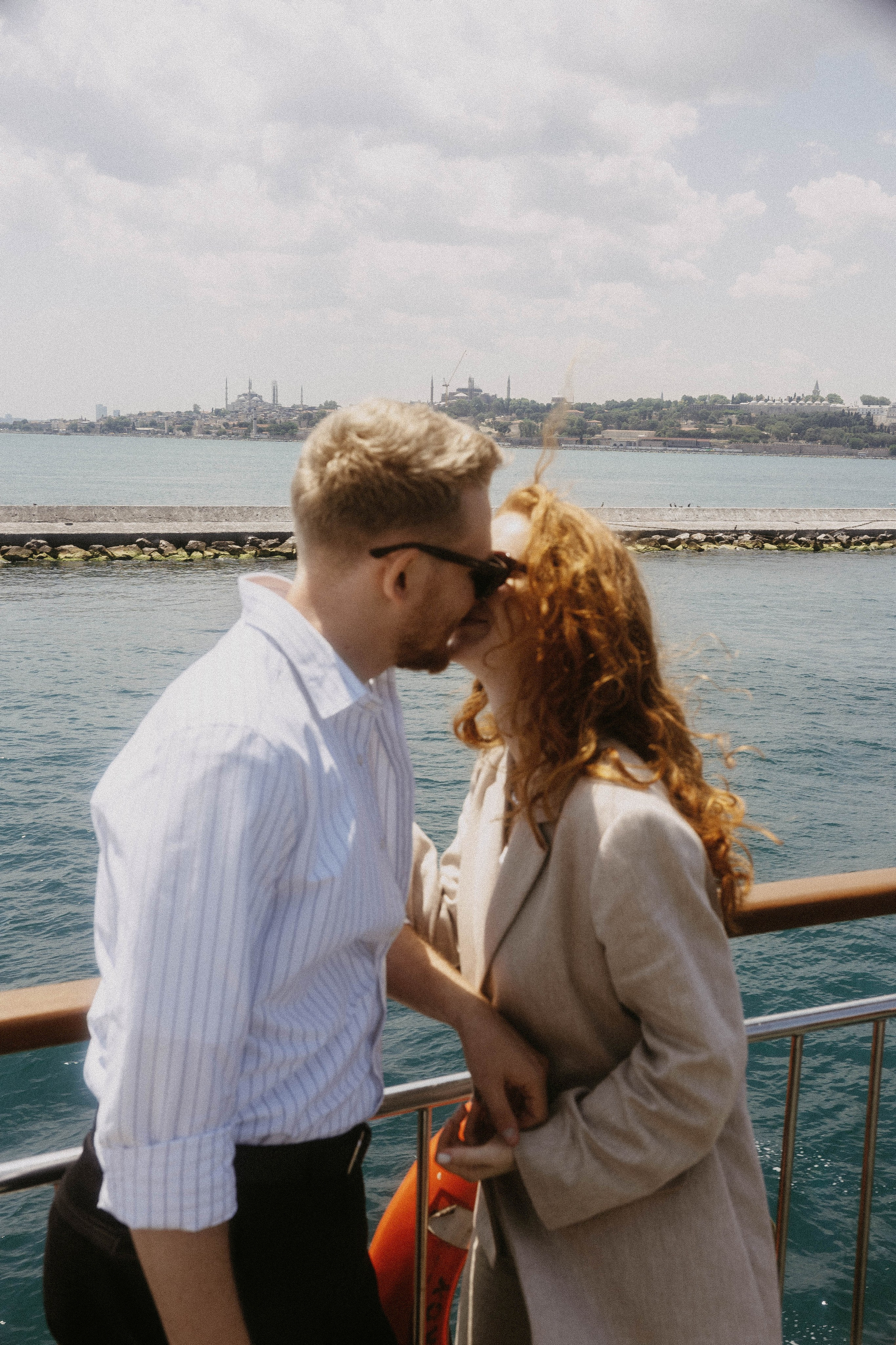 Прогулка Ани и Паши. About