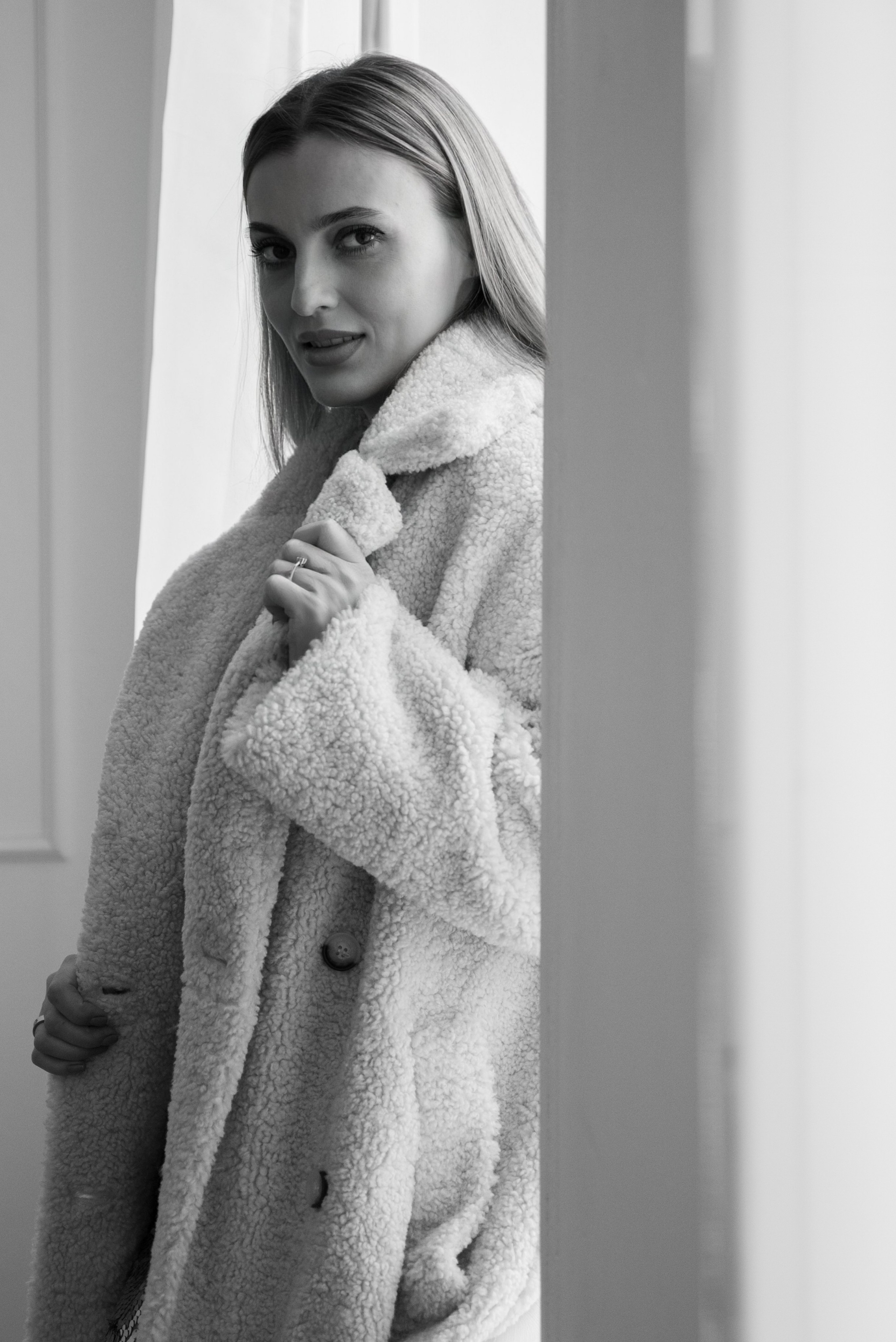 Студийная фотосессия в москве. Карина Эмильевна |Фотограф в Москве | Женский и семейный фотограф. Съемки под ключ для ваших брендов