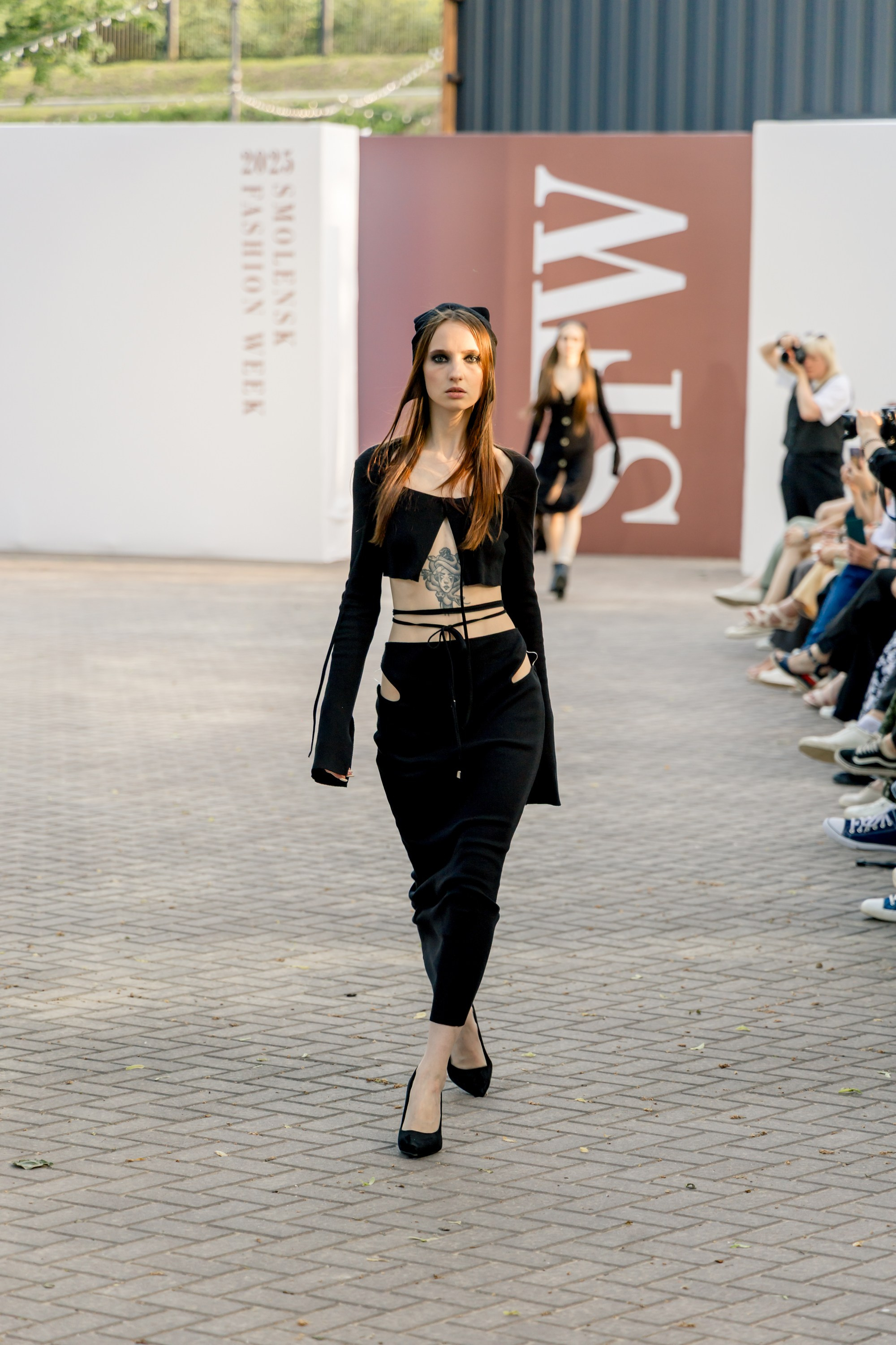 Smolensk Fashion Week 2025_показы_ДЕНЬ 1_ВЕЧЕРНИЙ ПОКАЗ_19:00. Главная