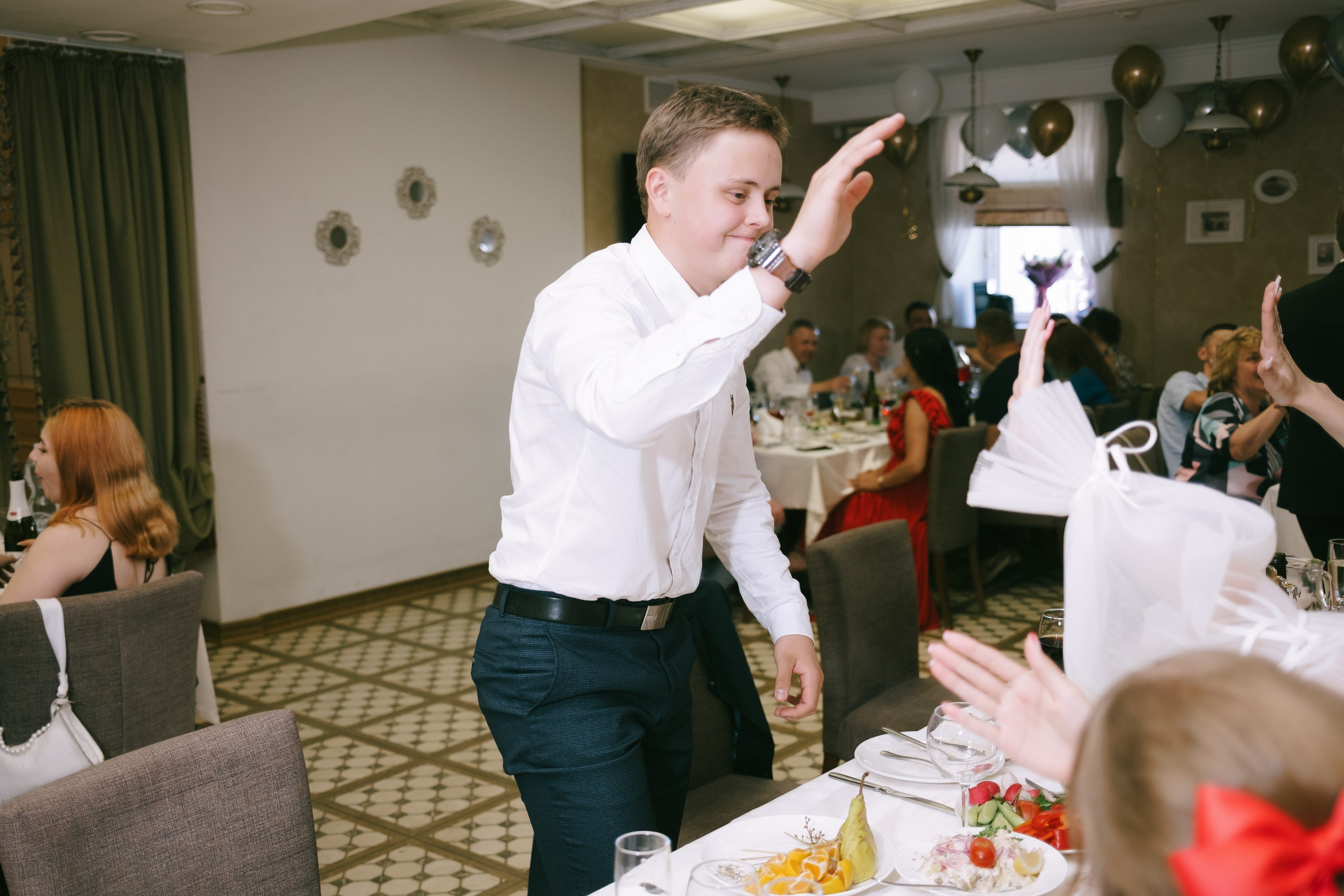 Выпускной школа 33. Свадебный и репортажной фотограф Денис Ожигин в Краснодаре и Краснодарском крае