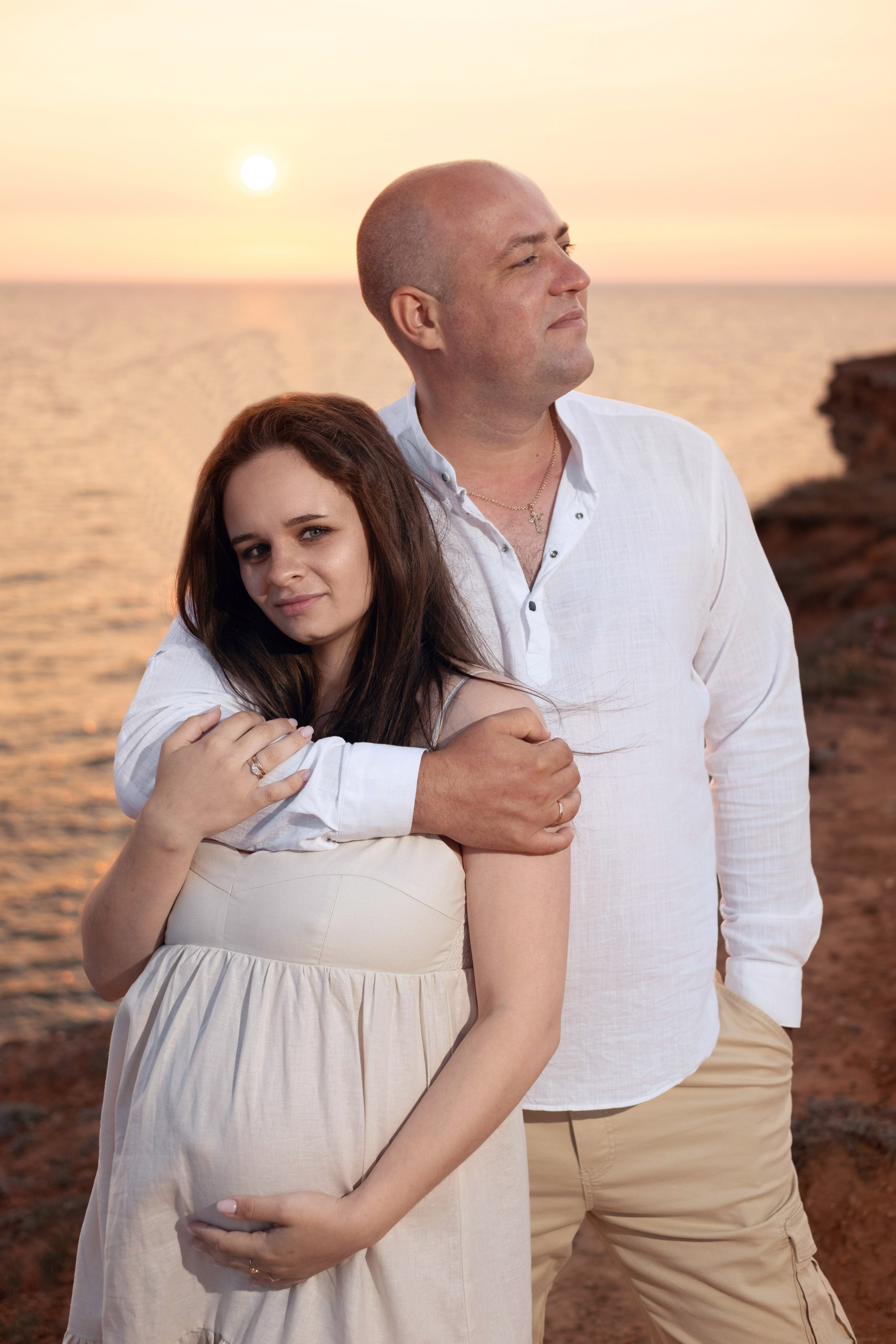 Беременность. Профессиональная фотосъемка в Крыму. Натуральные эмоции и живые кадры. Забронируйте дату прямо сейчас!