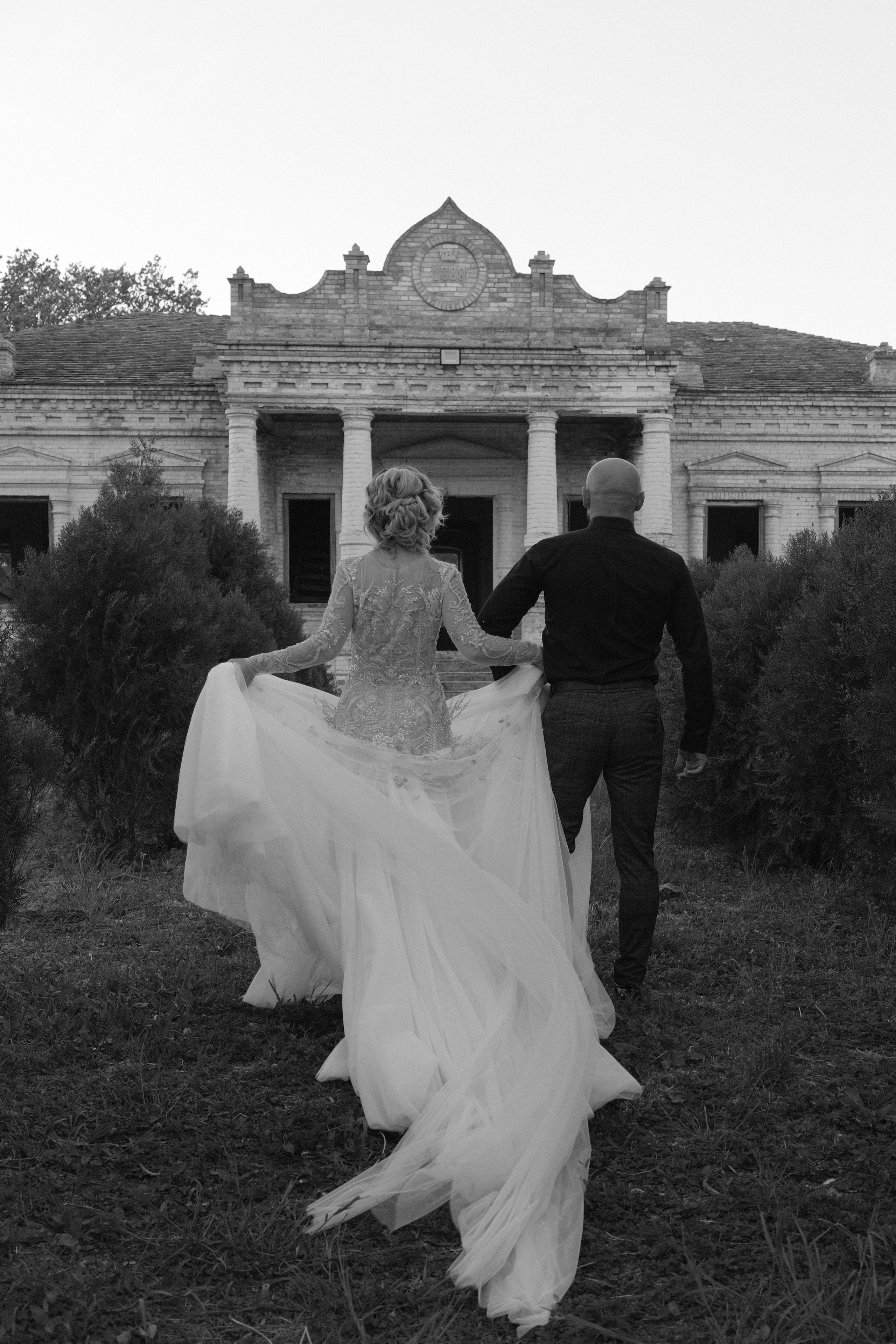 Свадебная фотосессия. Разные. Красивые фотографии. Профессиональная фотосъемка в Крыму. Натуральные эмоции и живые кадры. Забронируйте дату прямо сейчас!