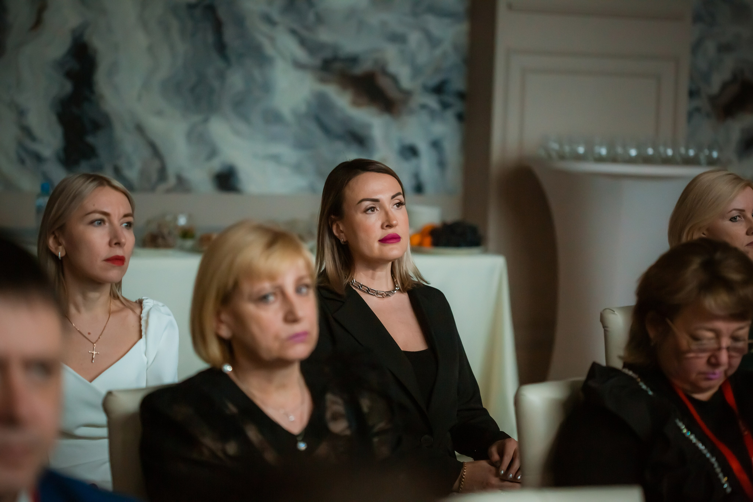 Этажи — подведение итогов 2023. Репортажный фотограф Василий Сазонов в Нижневартовске