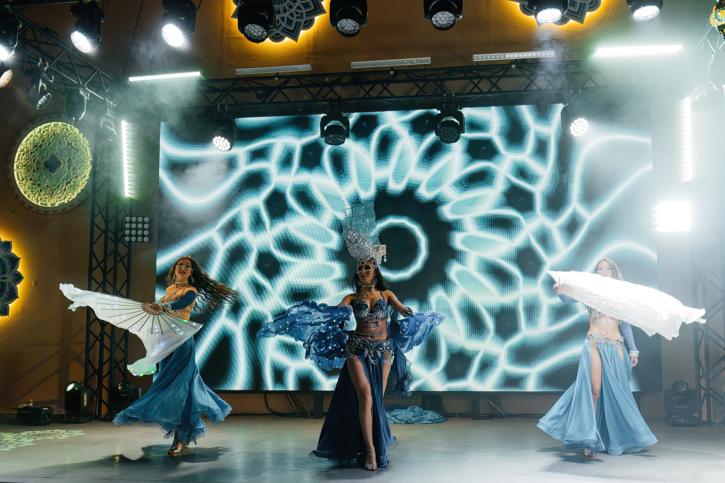 Новогодняя ночь 2024 в ресторане Чайхона ВО. Коммерческий фотограф в Санкт-Петербурге Анна Кобзарь