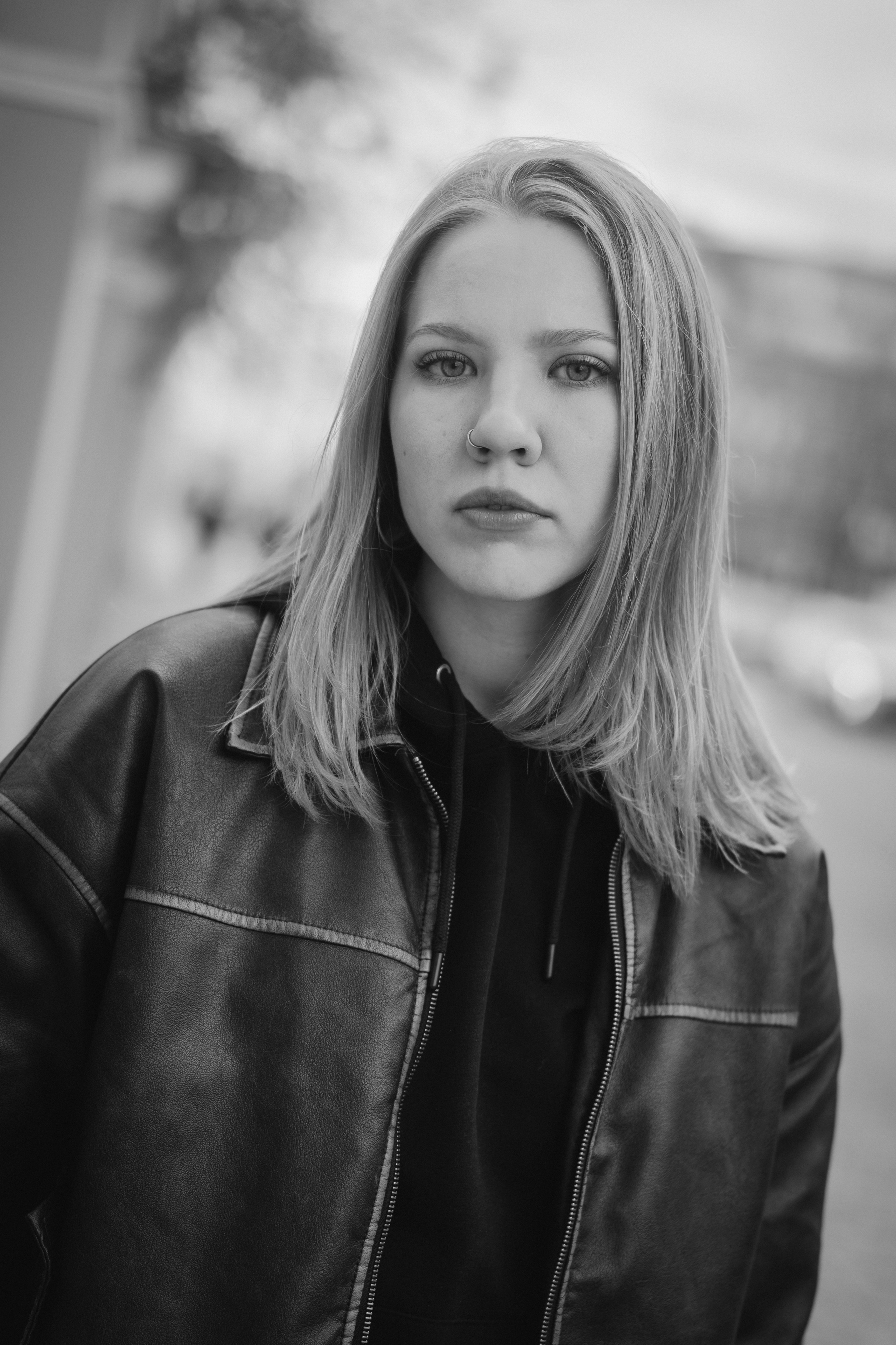 Прогулочная фотосессия по Обводному каналу. Виктория Спорова. Ваш портретный фотограф в Санкт-Петербурге