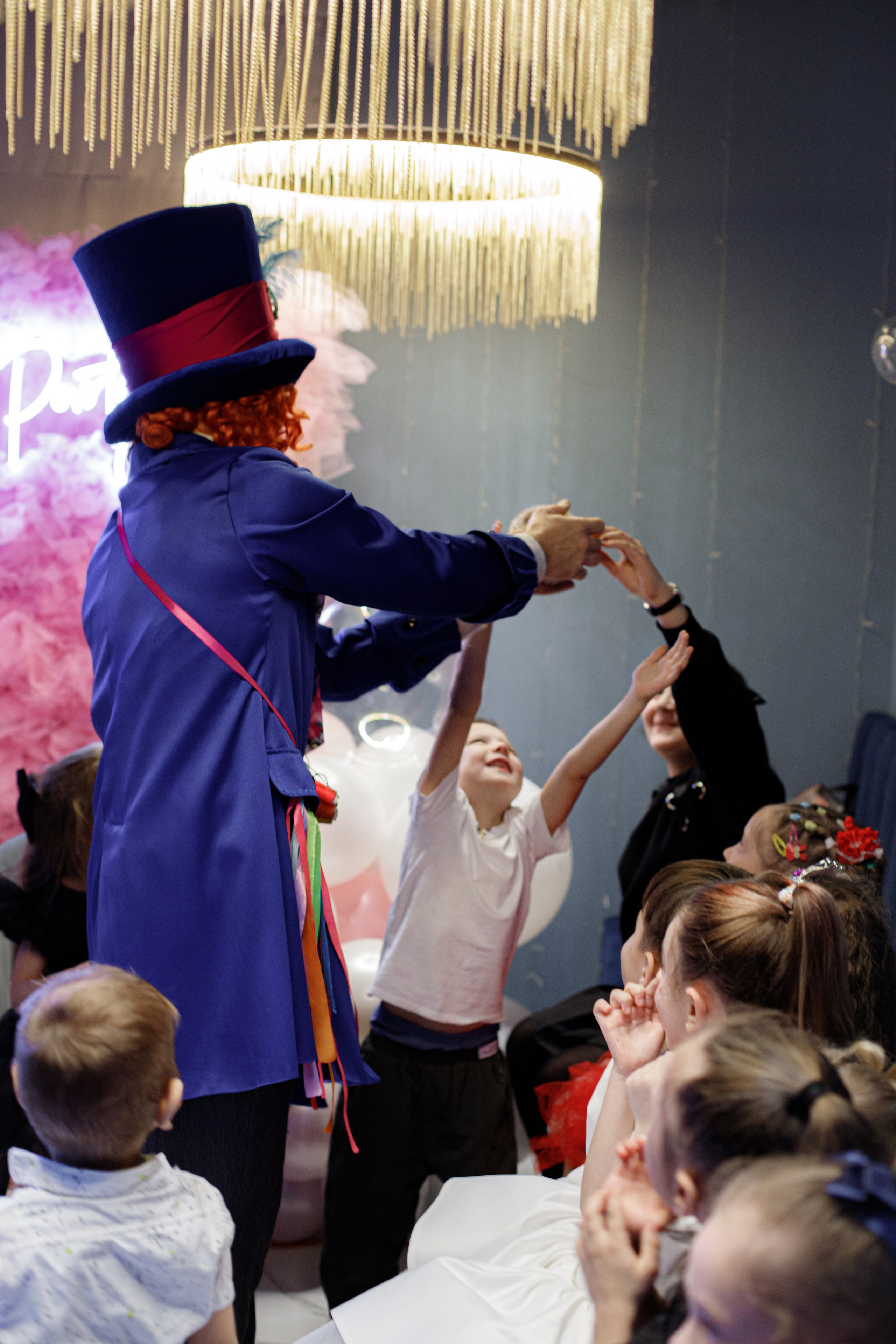 ASIA'S BIRTHDAY PARTY. Photokarish