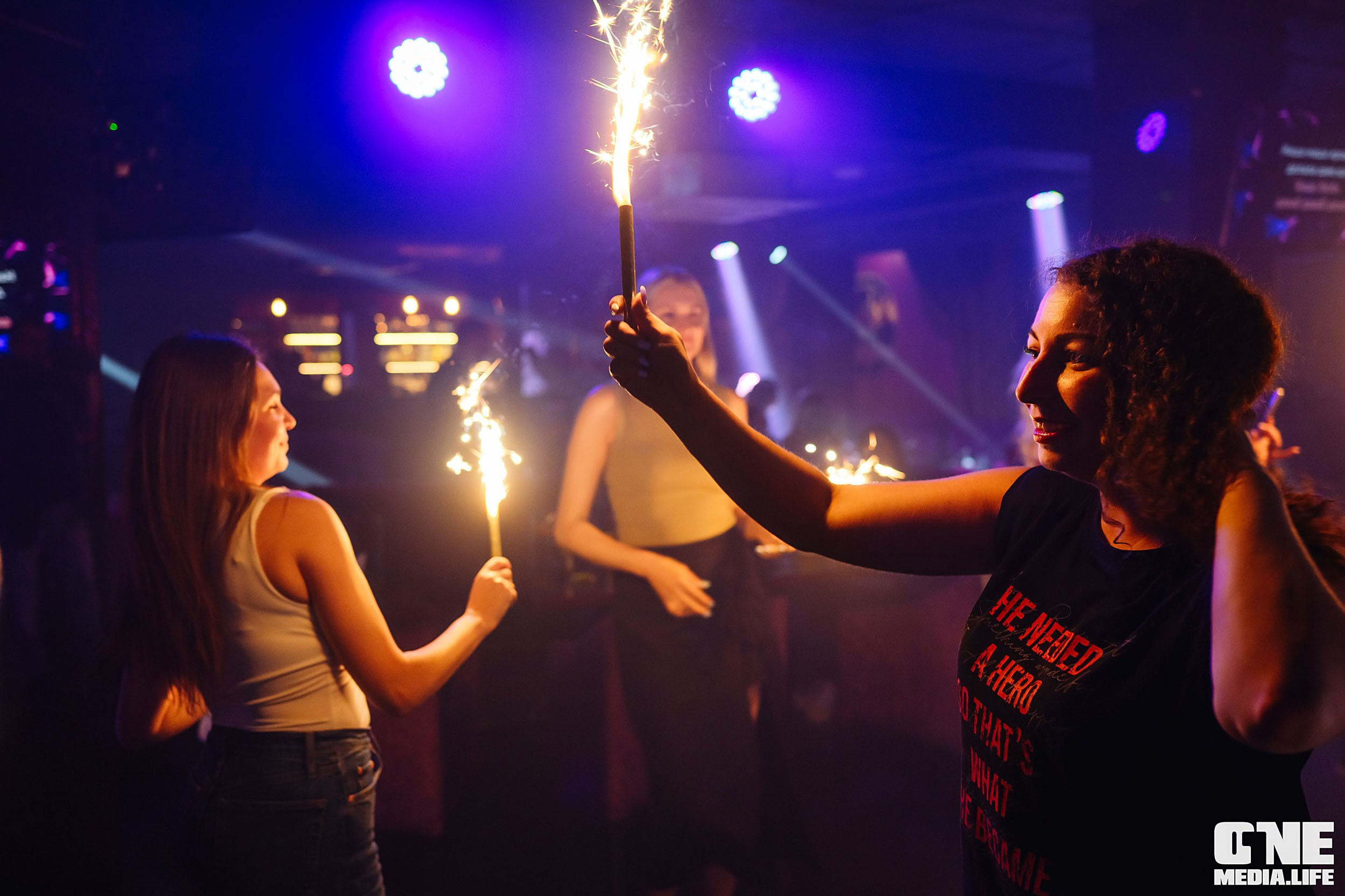 Фоторепортаж из караоке-клуба Эйфория. One Media Life: фоторепортажи, фотоотчеты с мероприятий и заведений