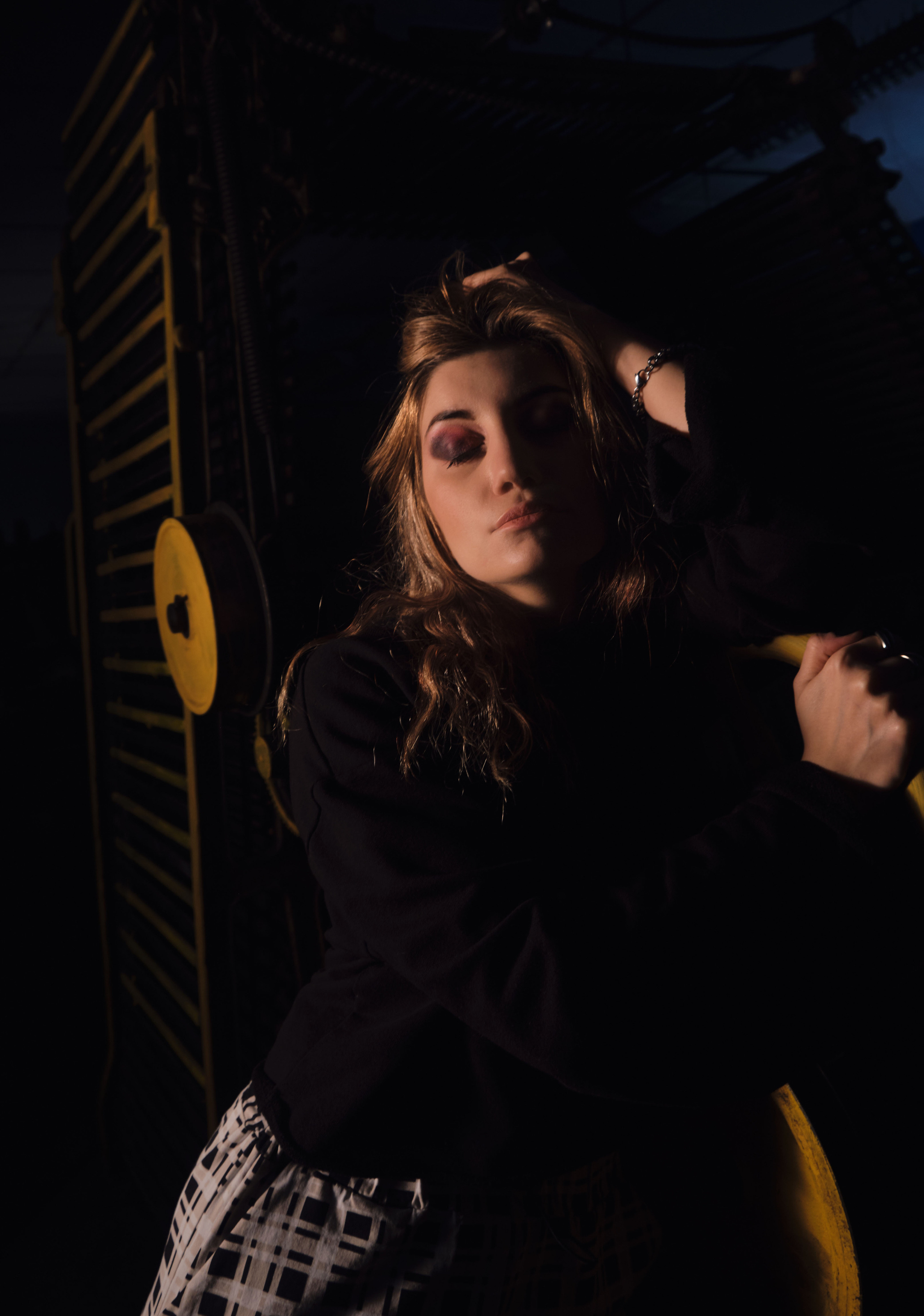 Night portrait. Photographer in Moscow