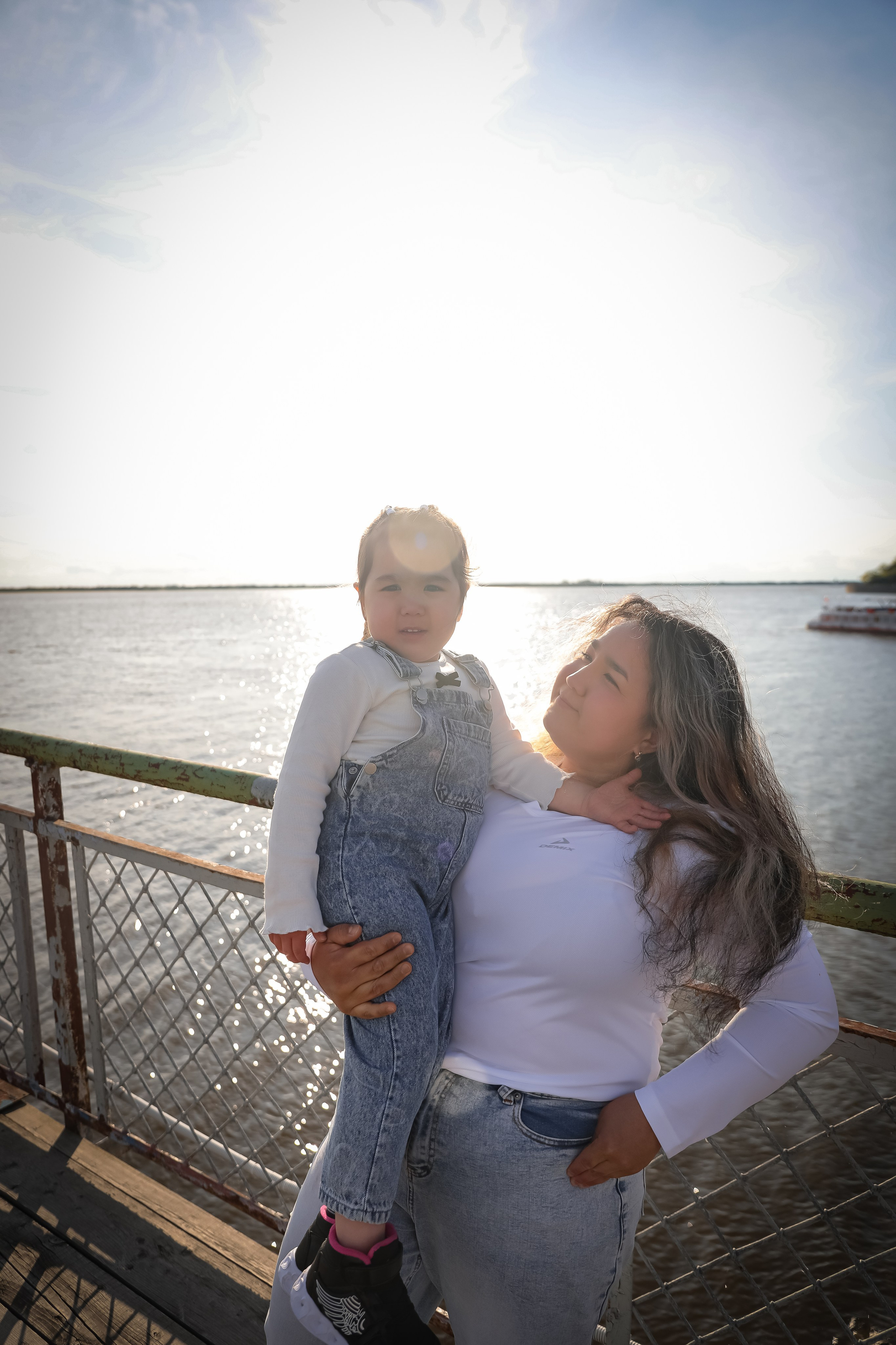 На набережной. Фотограф г. Хабаровск. Семейные и индивидуальные съёмки