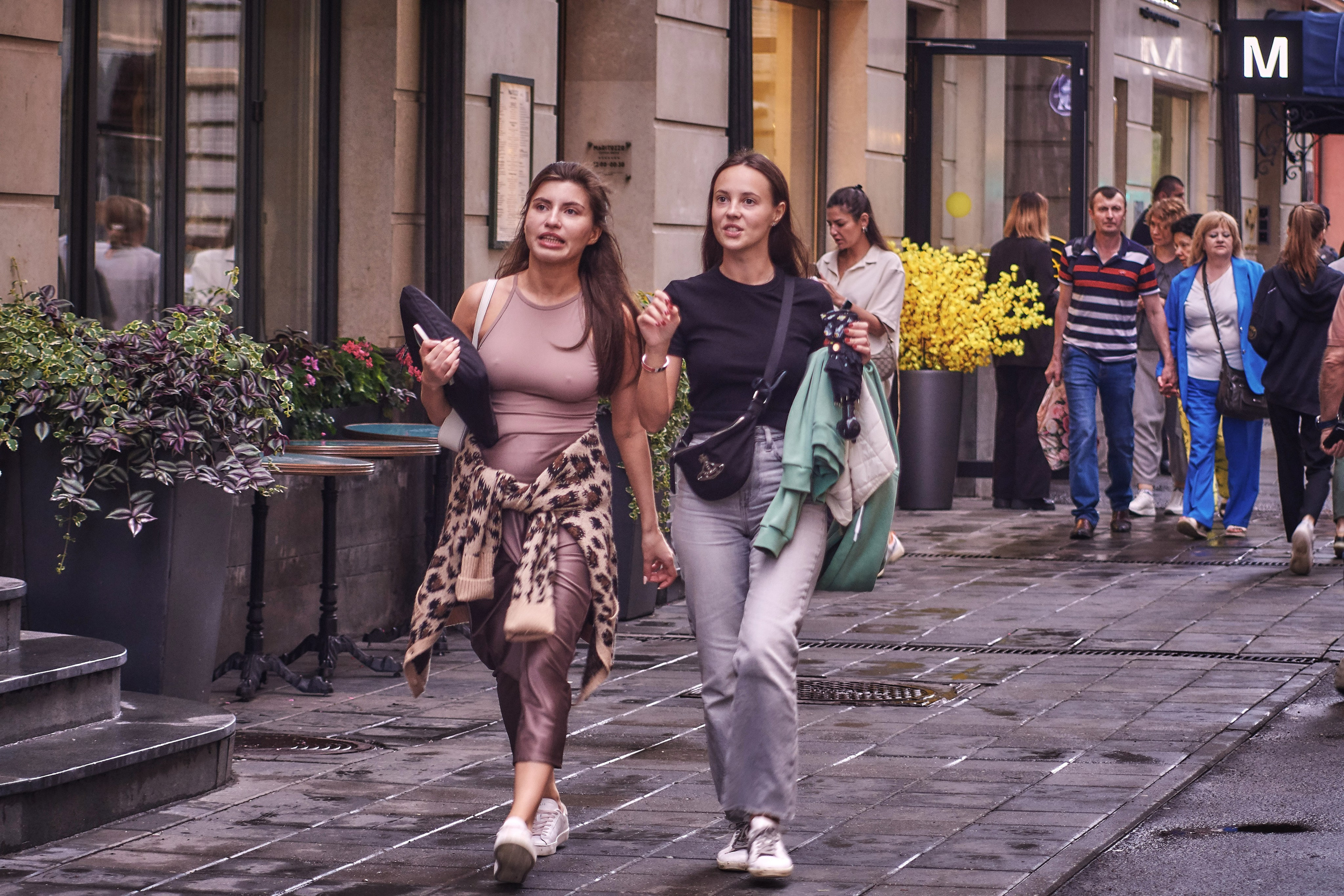 Люди и кафе. Сайт фотографа Виталия Дени