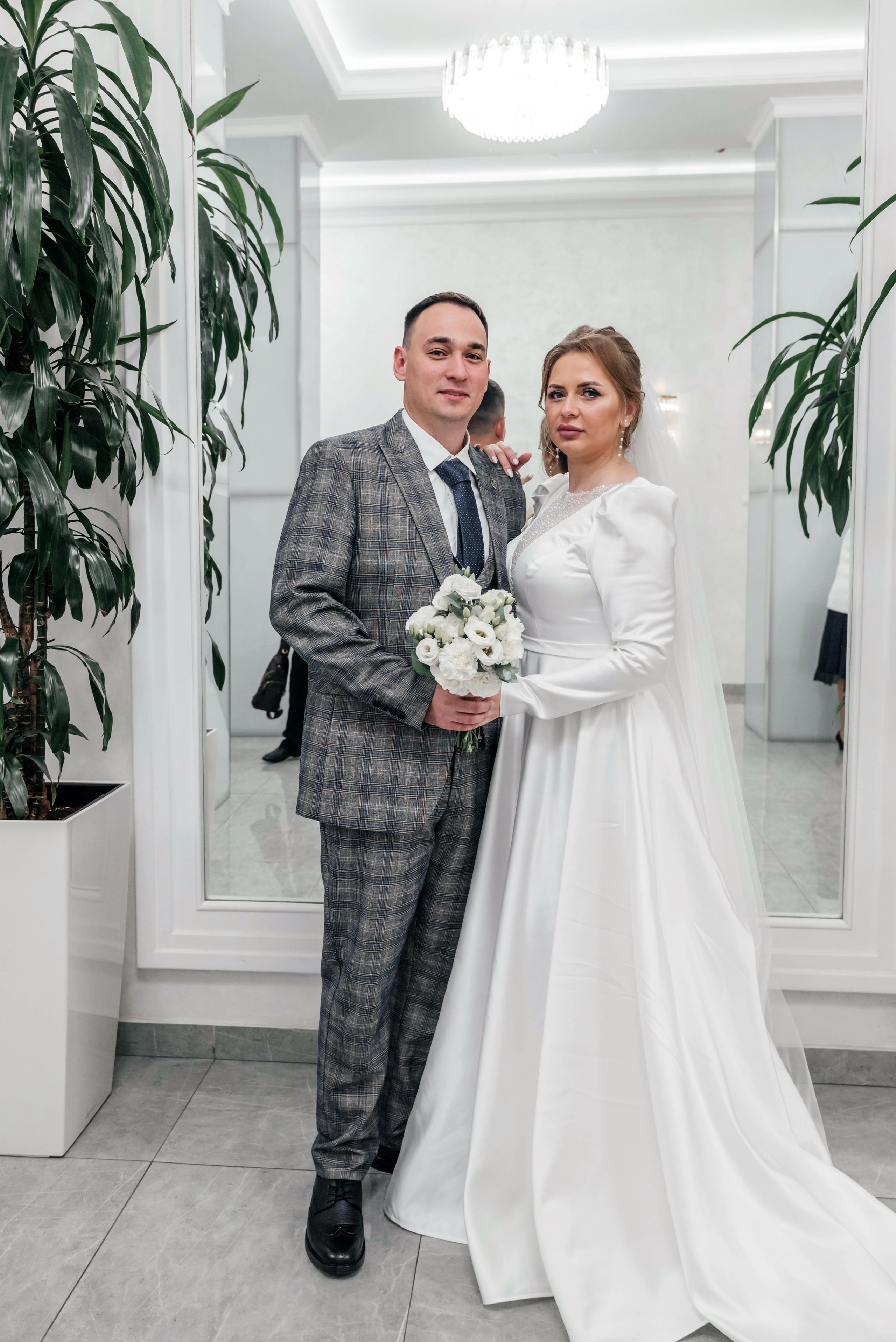 Кутузовский загс. Юлия и Максим. Свадебный фотограф в Сергиевом Посаде недорого Ольга Гузанова