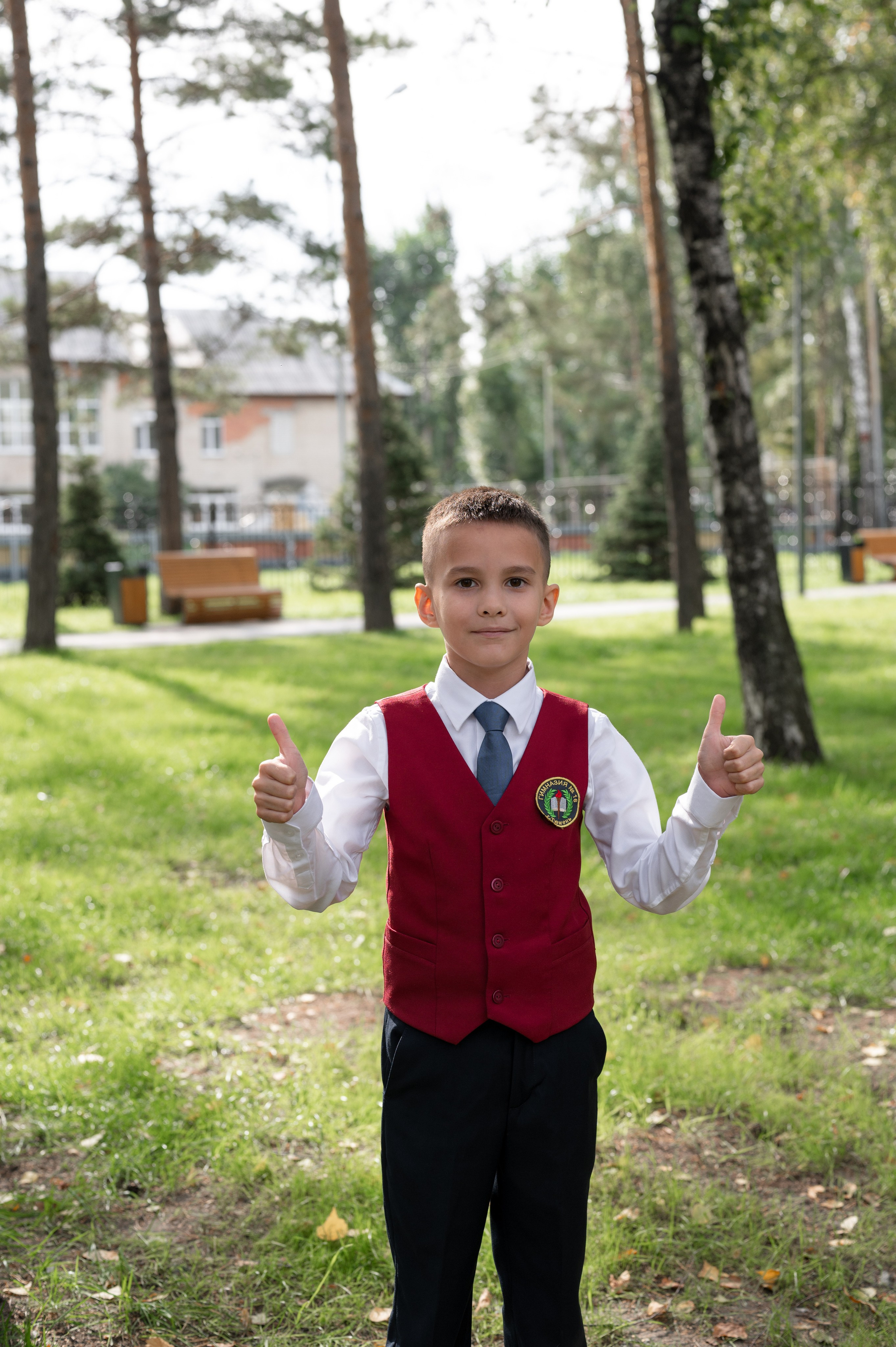 1 сентября 16 гимназия 2 класс (линейка + в классе+ на улице). Фотограф новорожденных, семейный детский в Тюмени Татьяна Морозова