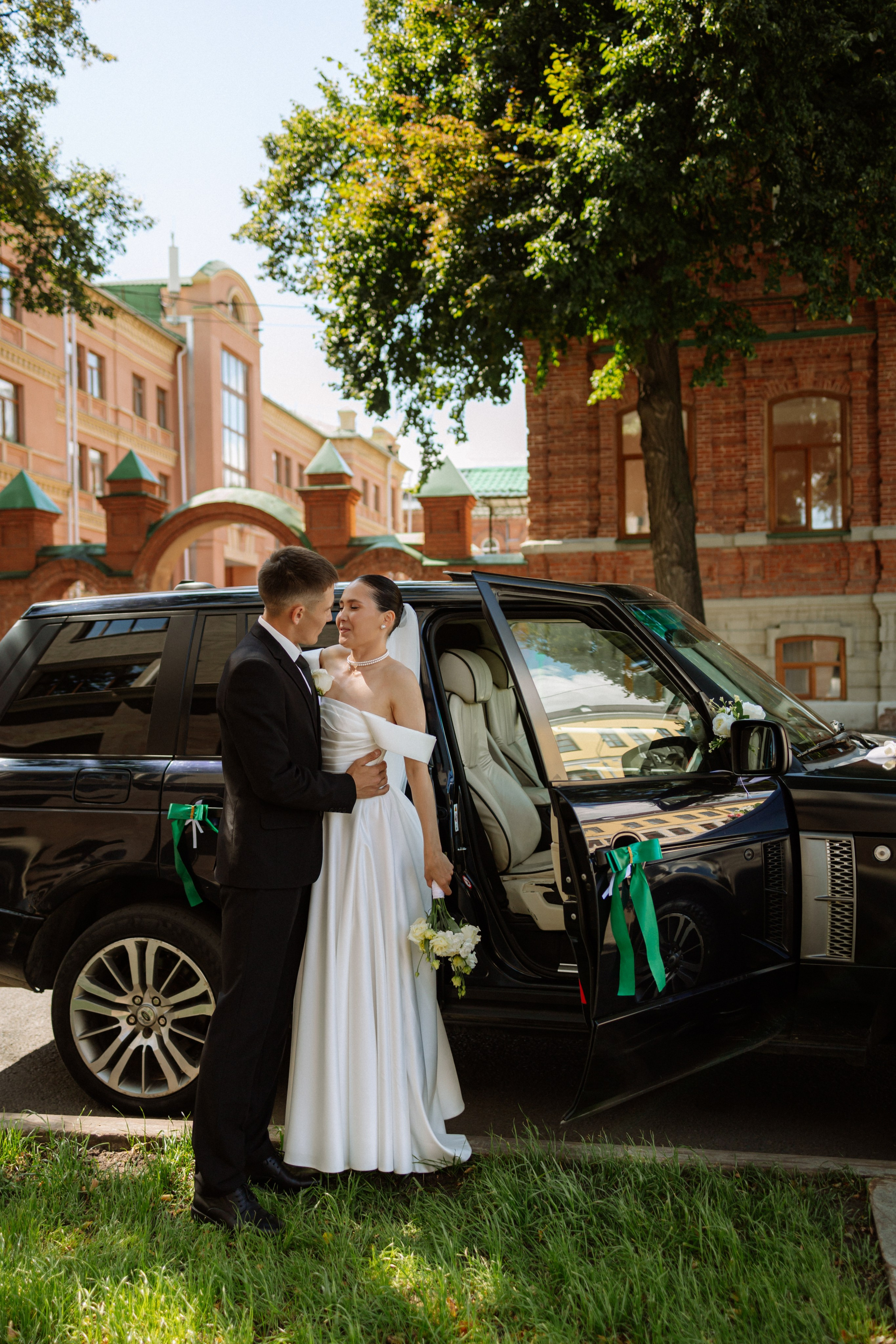 Прогулка 18.08.2025. Фотограф Уфа Башкирия Мухаметянова Алина. Свадебный семейный портретный