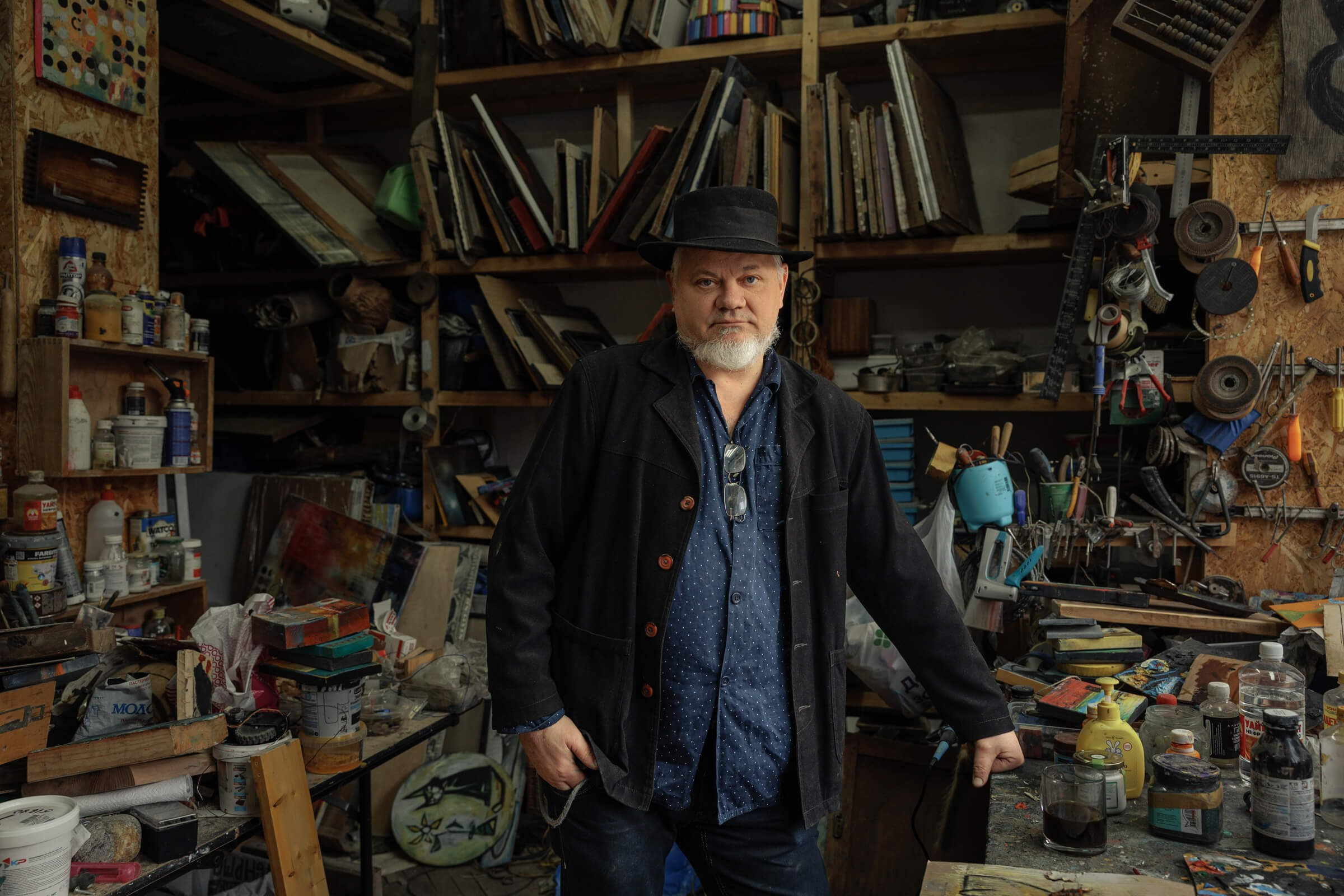 Художник Андрей Сикорский