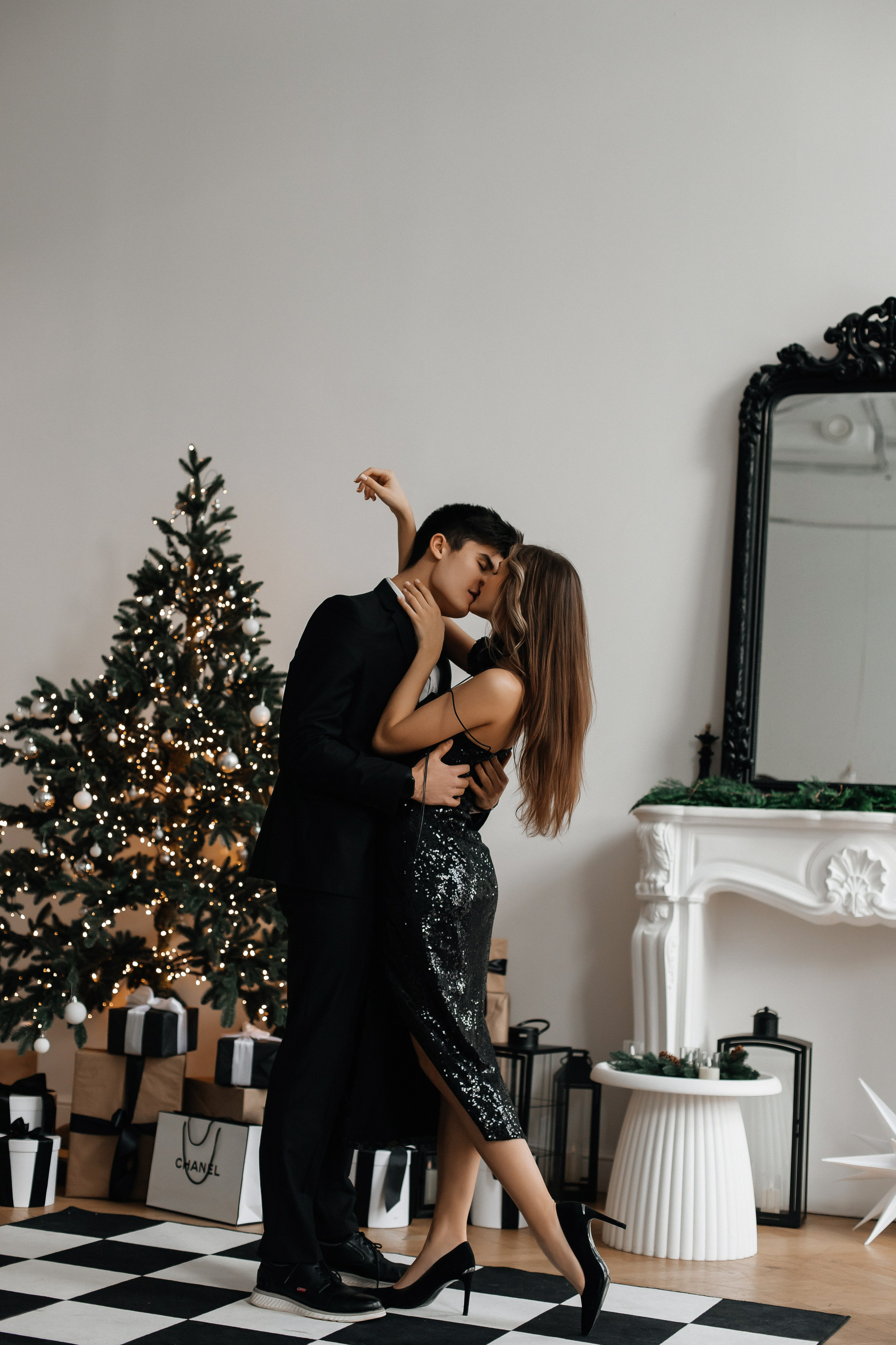 Лиза и Ренат в фотостудии Base зал Bang. Фотограф Александра Сыщенко