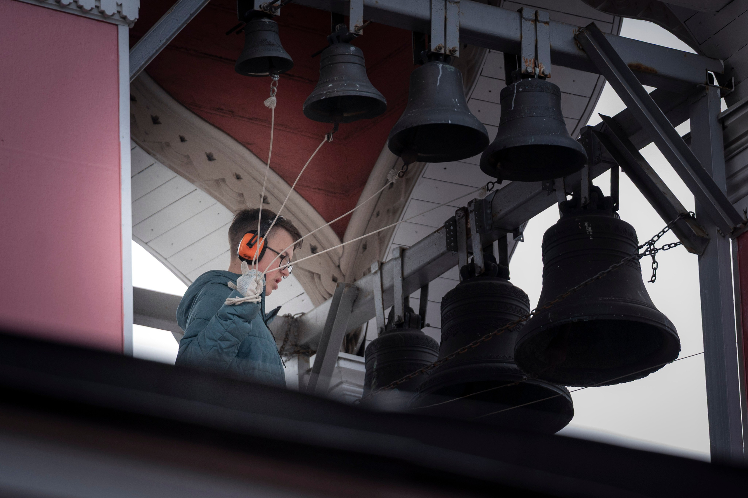 Богородский храм. Вход Господень в Иерусалим. Божественная литургия. Антон и Татьяна Денисенко — В храме