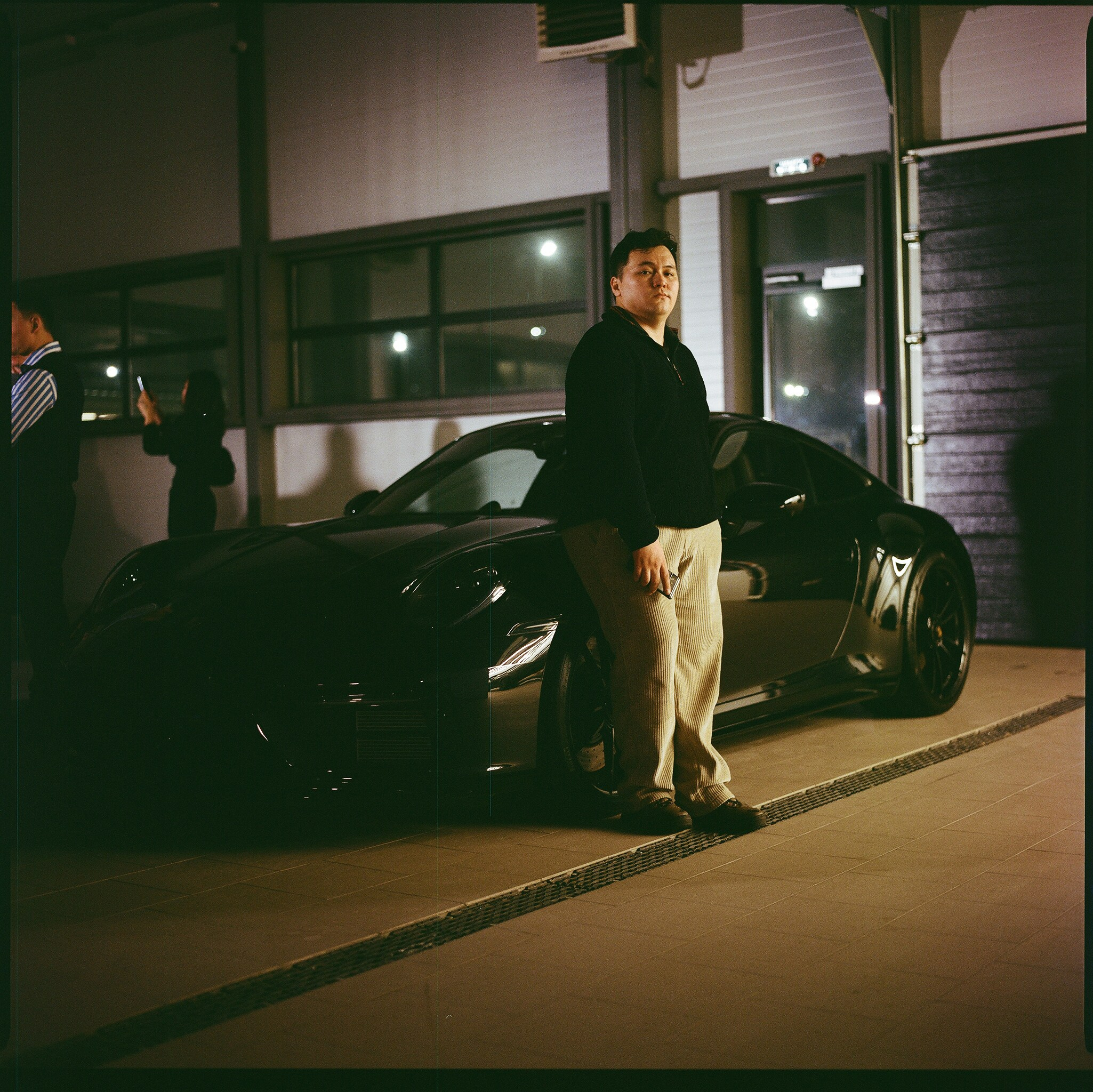 «Night in Salon» Porshe автосалон. Фотограф в Актобе Алексей Вагин