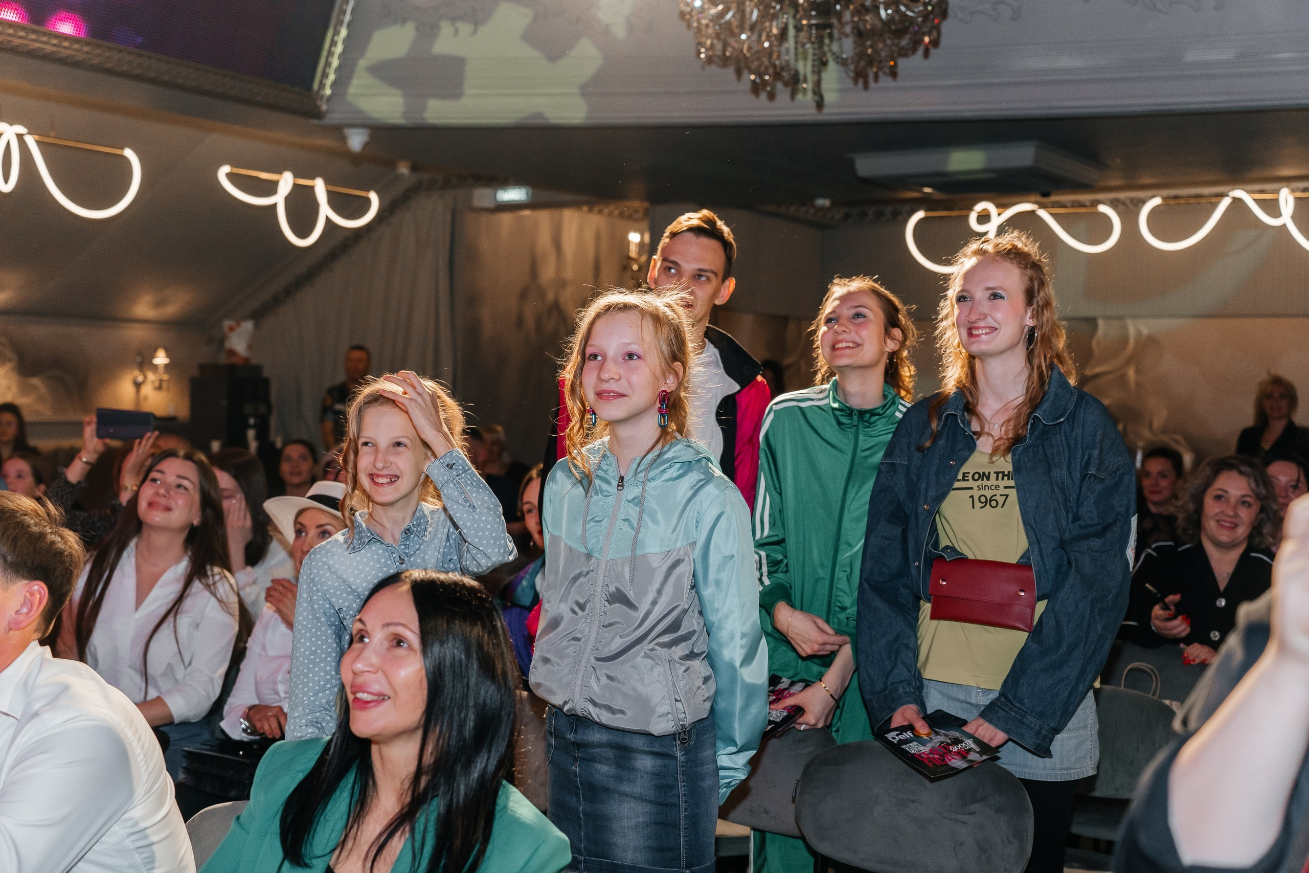 Одна единственная. Для тех, кто не ждёт удачи, а создаёт её. Каждая фотосессия — это твой момент, твой стиль, твой успех. 📸