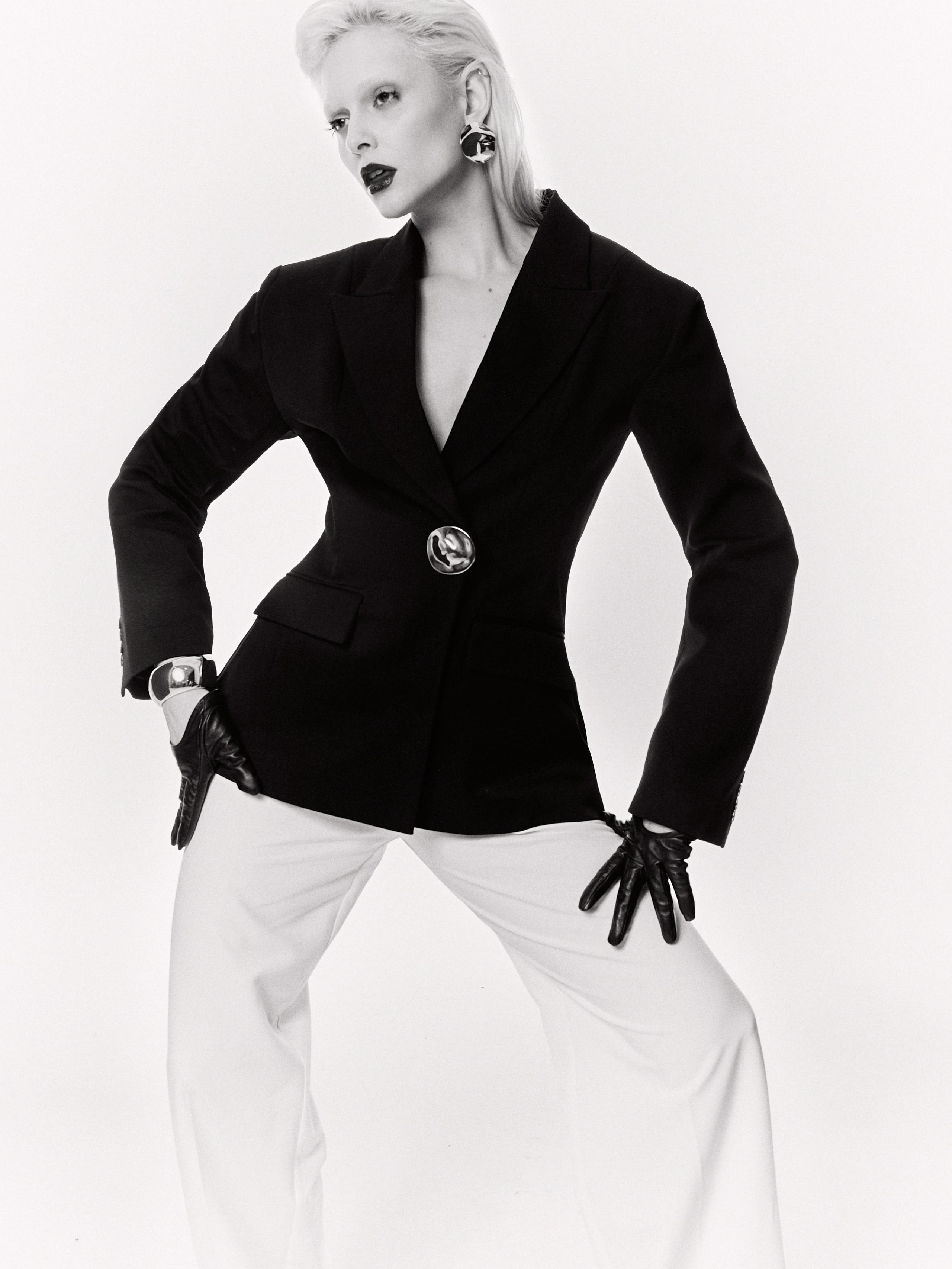 Alyona — tests. Фотограф для брендов в Москве, noircreate