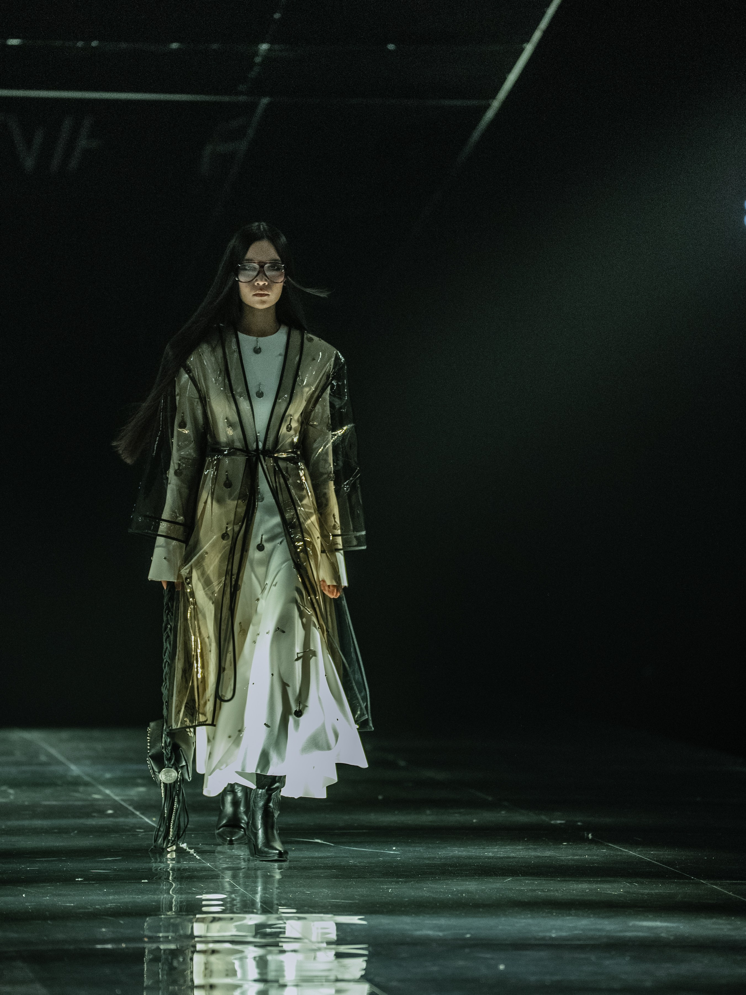 Visa Fashion Week Almaty Pre-Fall 2026 April Leonid Zherebtsov. Сайт Алматинского НЮ АРТ, будуар и фэшн фотографа Дениса Карпенко