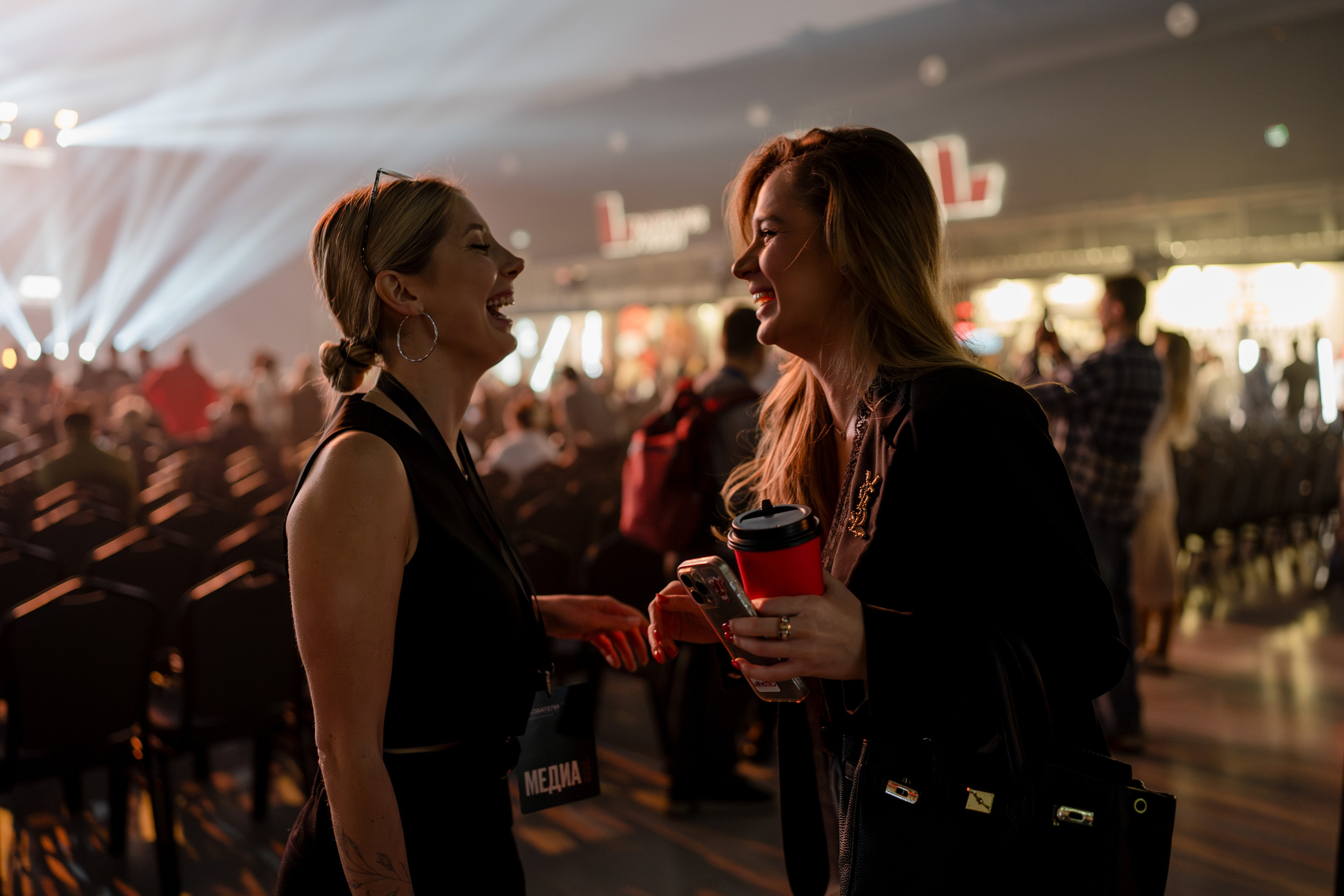 Конференция ОСНОВАТЕЛИ ЛАЙФ в MTS LIVE HALL. Репортажный фотограф в Москве Саша Дружинина