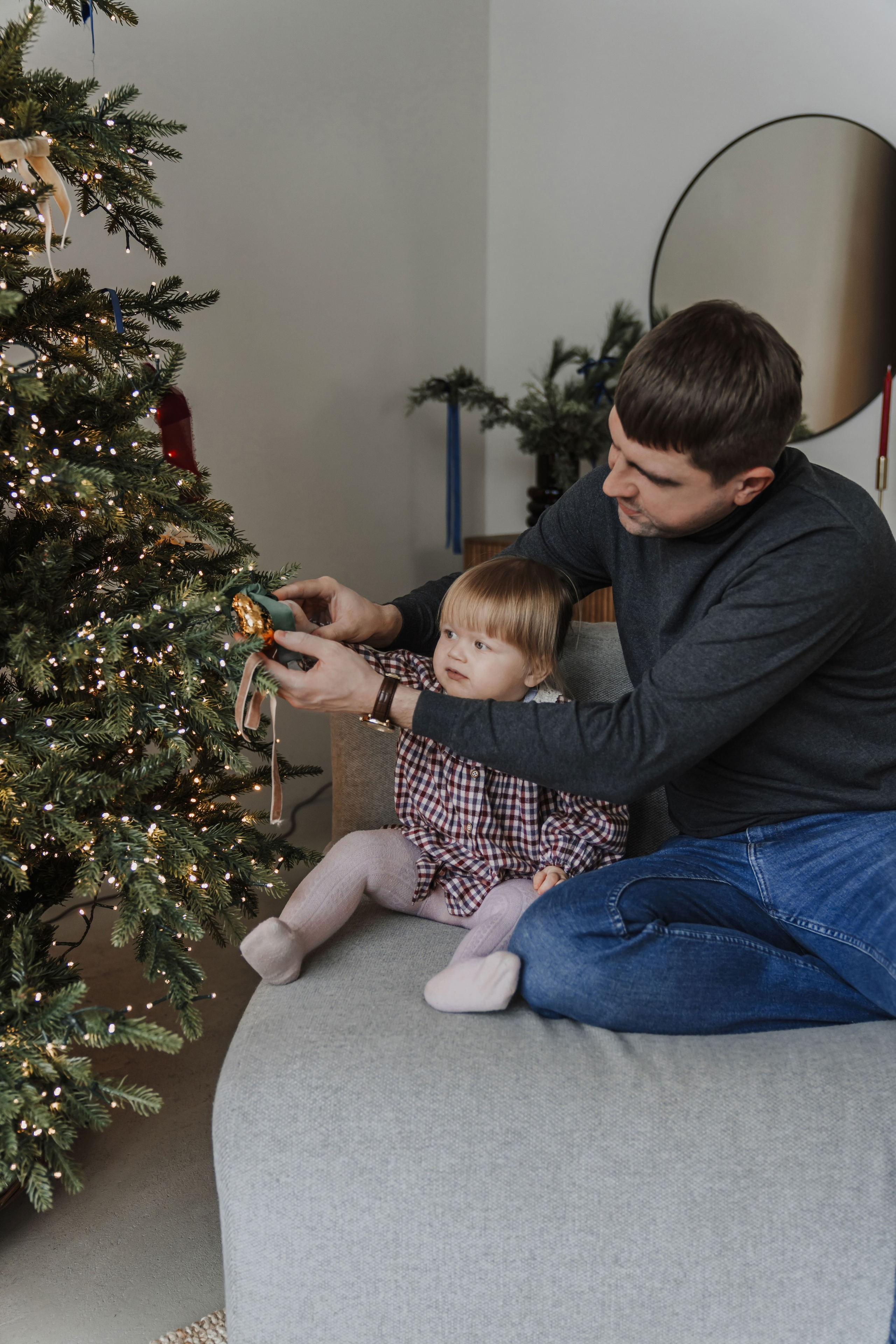 Michail, Ekaterina and Masha. Christmas. Minsk. Olga Modjaro
