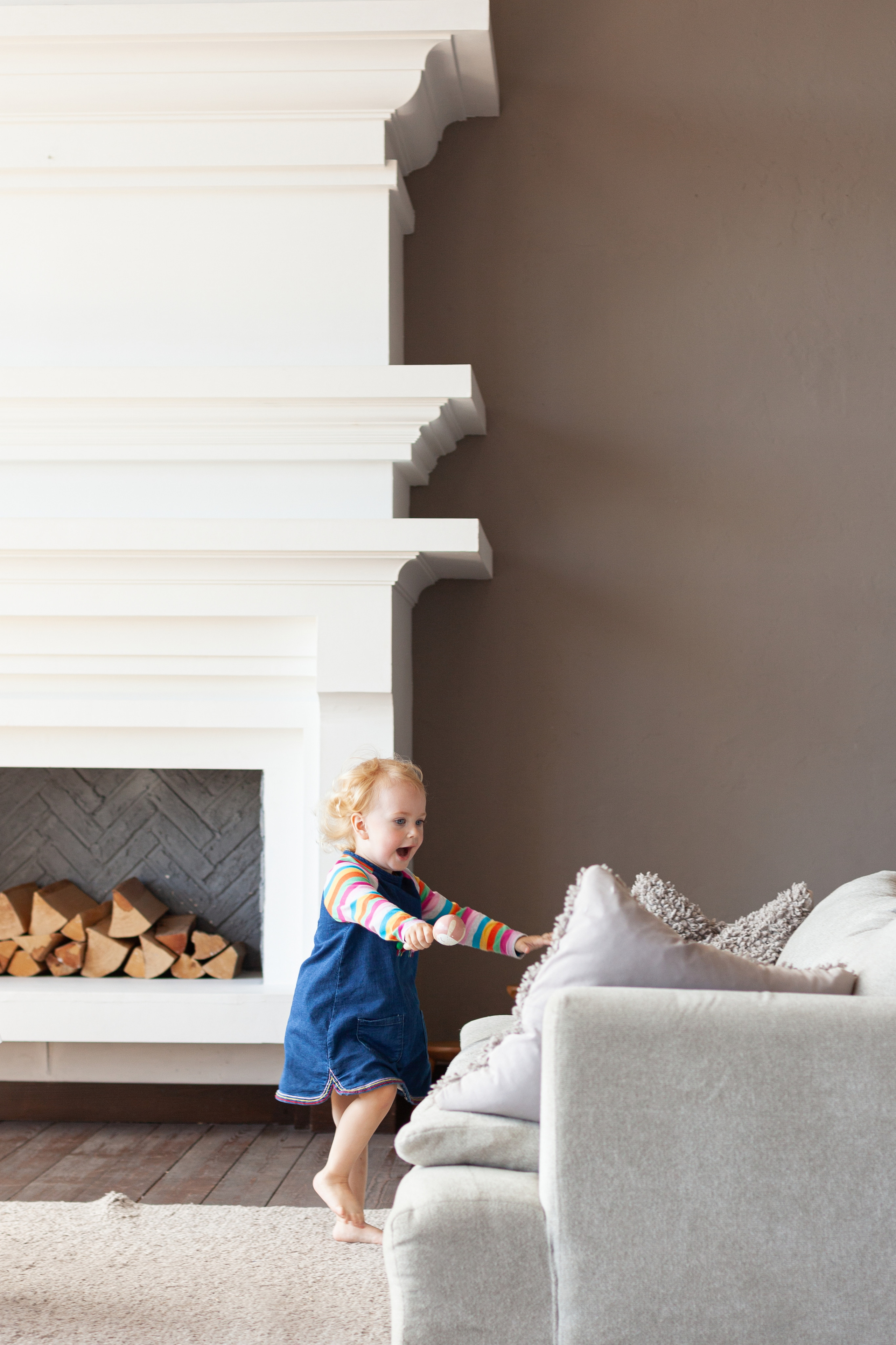 Фотосессия бабушки, мамы и дочки в фотостудии. Детский и контент фотограф Надя Волкова Санкт-Петербург