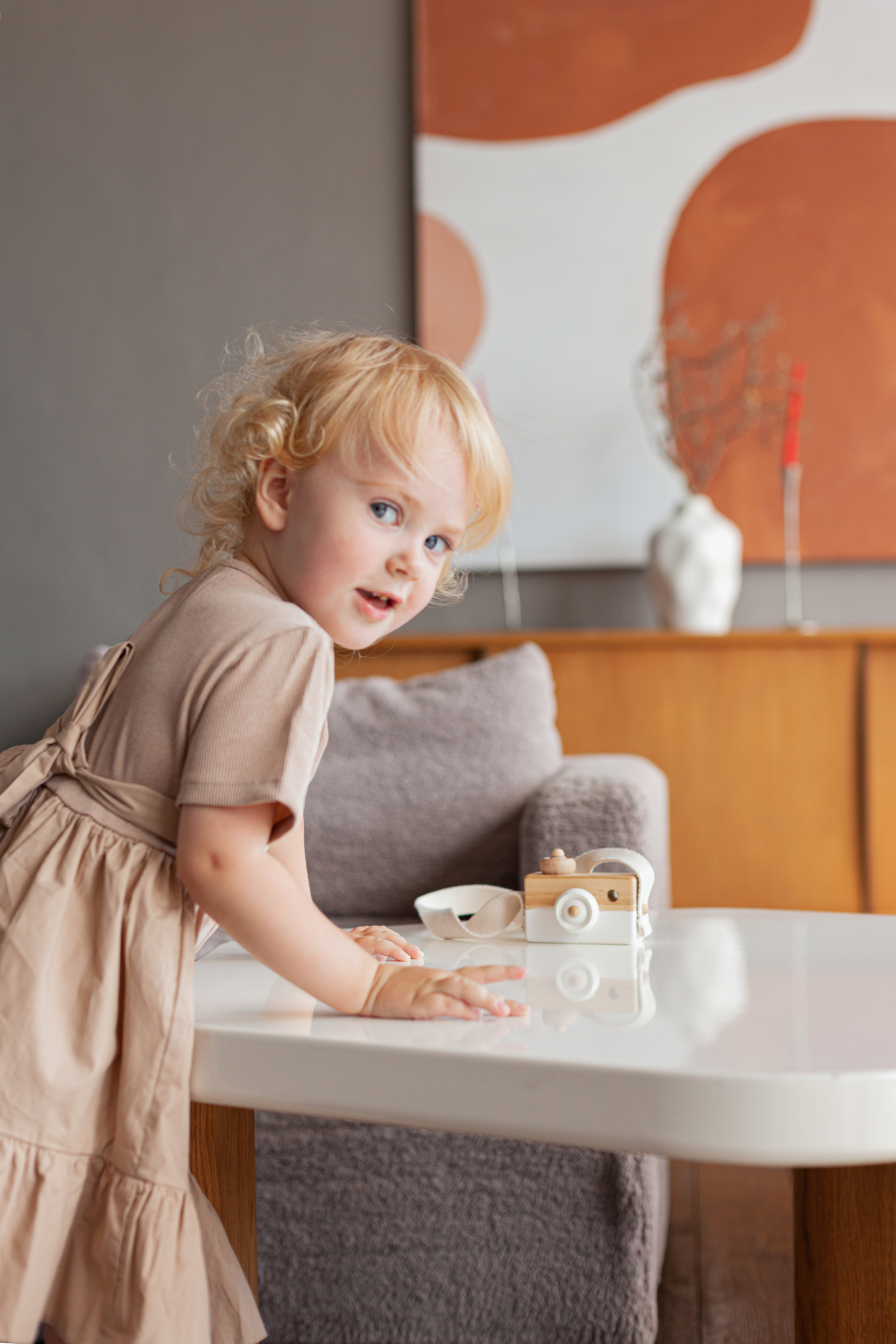 Фотосессия бабушки, мамы и дочки в фотостудии. Детский и контент фотограф Надя Волкова Санкт-Петербург