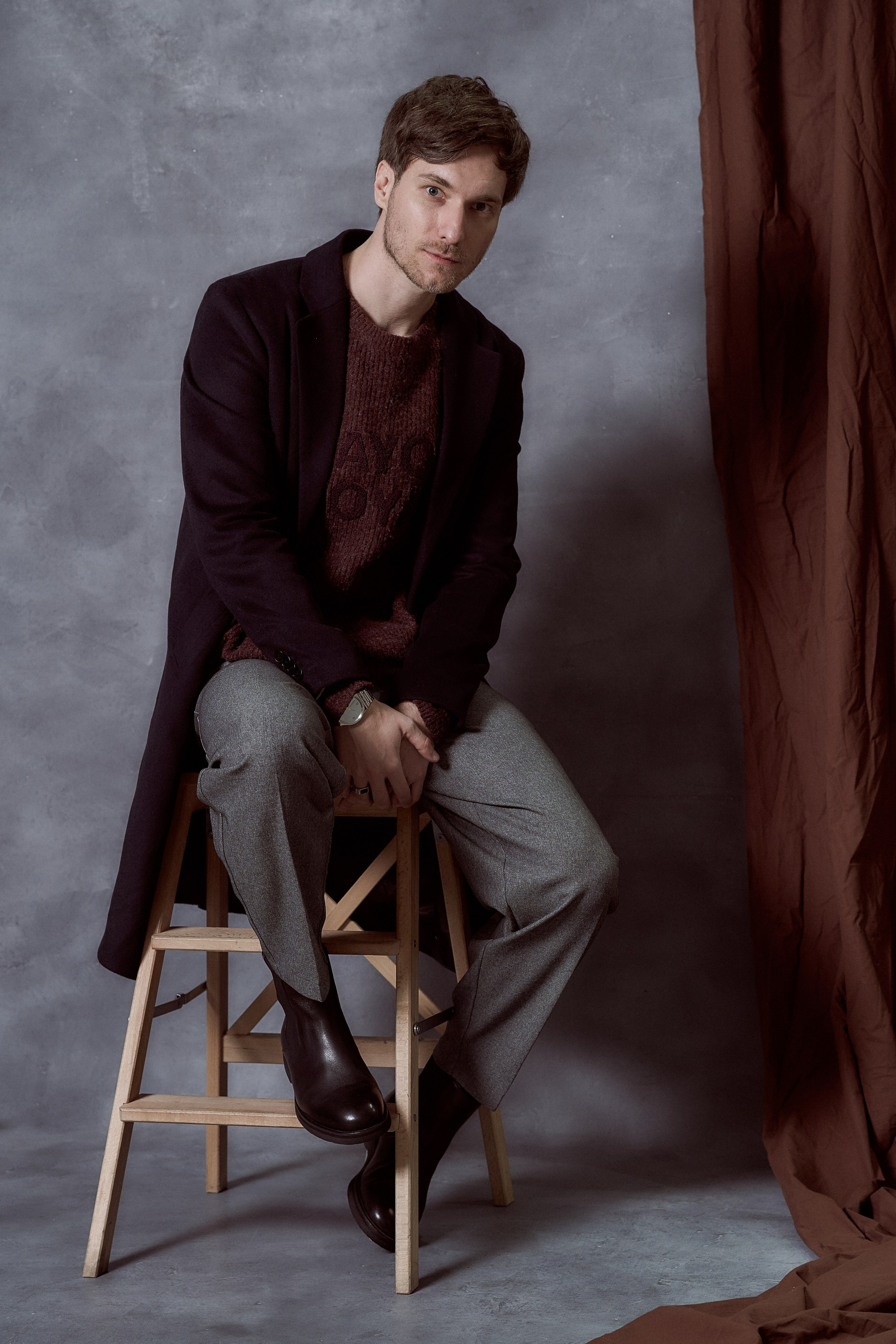 Мужской фотограф Курманаева Ирина Мужская фотосессия. Мужская съемка. прогулка по городу. Прогулка по Питеру. Мужские позы для фотосессий Мужской фотограф Фотосессия для парней