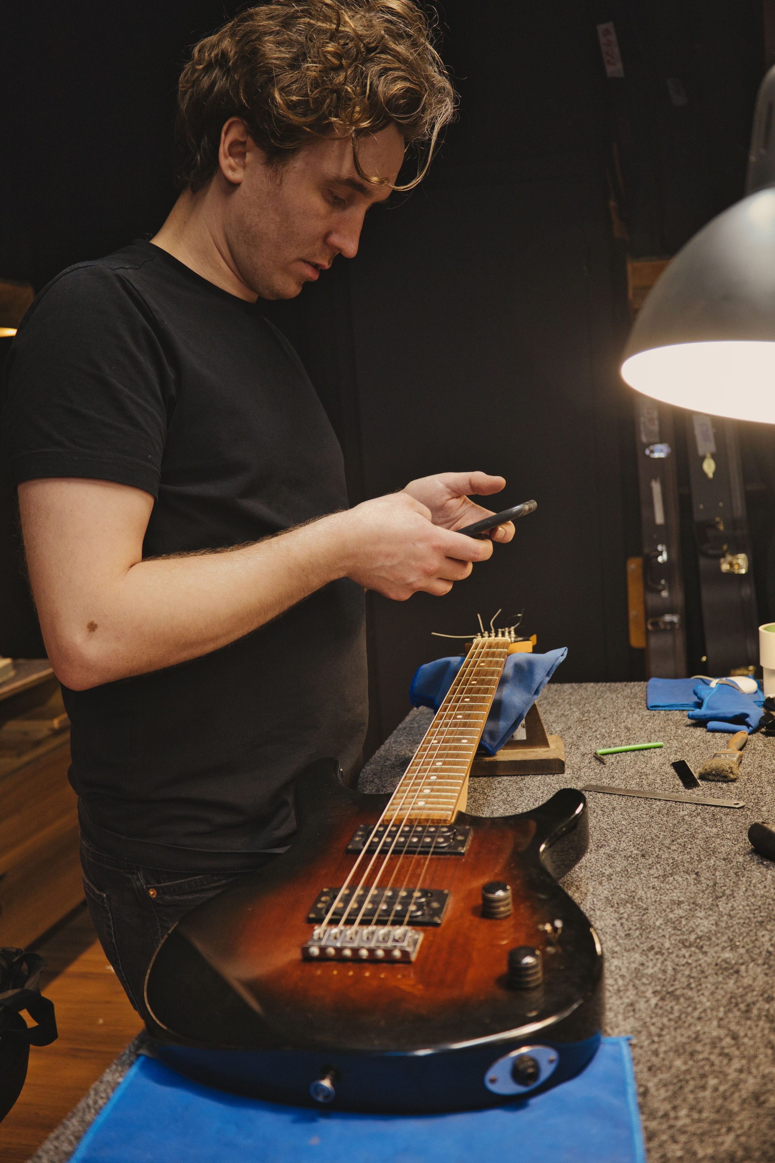 Гитарный клуб или магическая мастерская