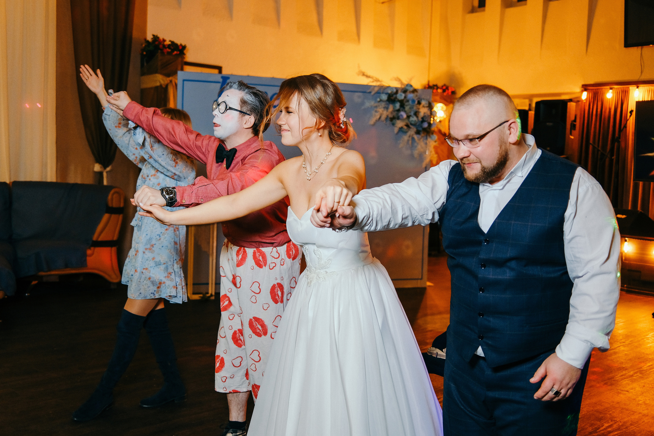 Свадебная фотосессия в Архангельске. Свадебный банкет в ресторане Беломорский. Молодожены Архангельска. Молодая пара жених и невеста. Свадебные фотосессии. Wedding photosession. Свадьба 2023