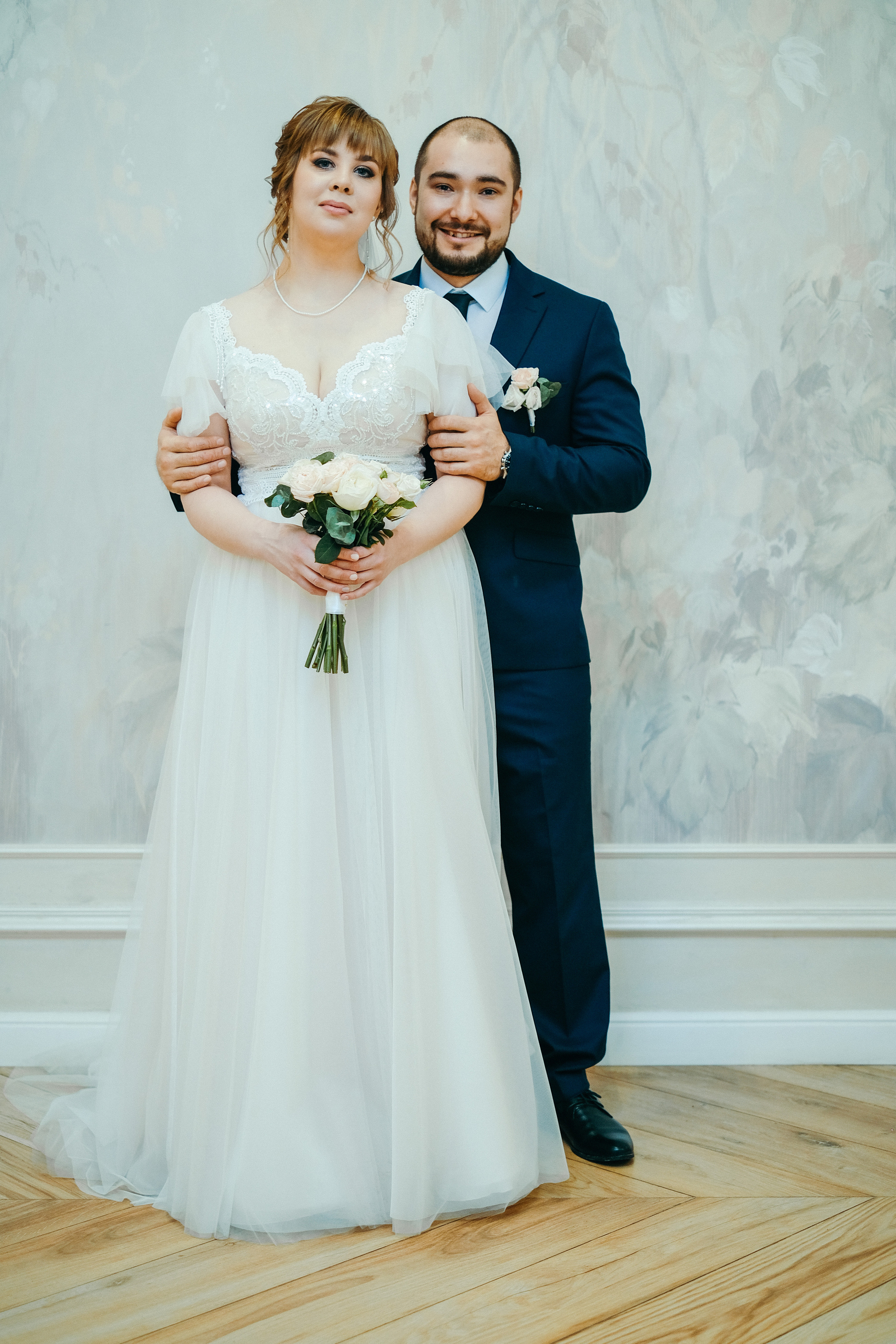 Свадебная фотосессия в ЗАГС. Молодая пара жених и невеста. Свадебные фотосессии. Wedding photosession