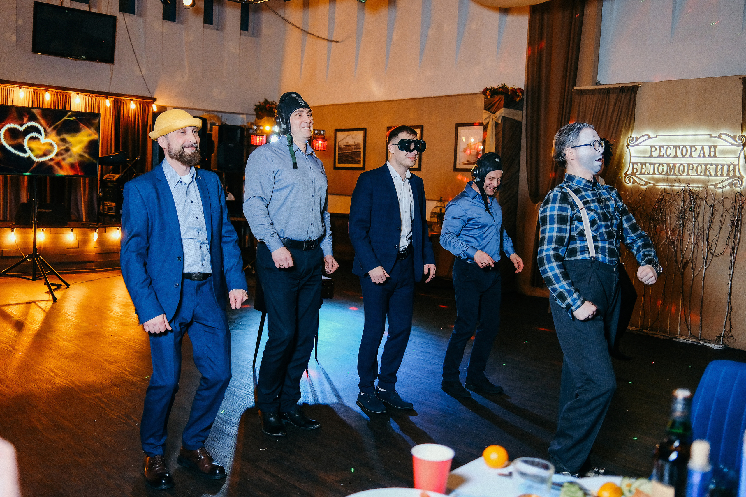 Свадебная фотосессия в Архангельске. Свадебный банкет в ресторане Беломорский. Молодожены Архангельска. Молодая пара жених и невеста. Свадебные фотосессии. Wedding photosession. Свадьба 2023