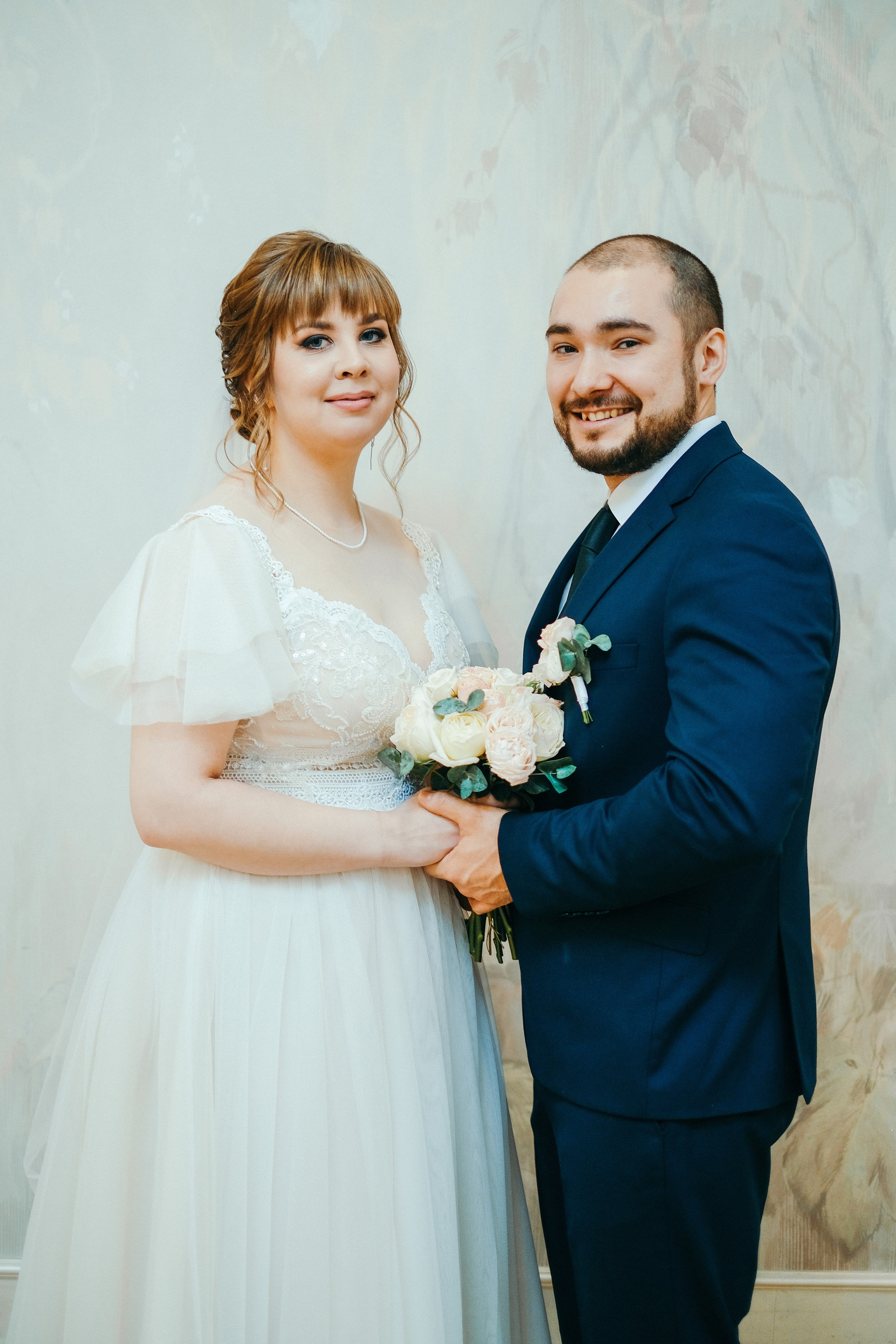 Свадебная фотосессия в ЗАГС. Молодая пара жених и невеста. Свадебные фотосессии. Wedding photosession