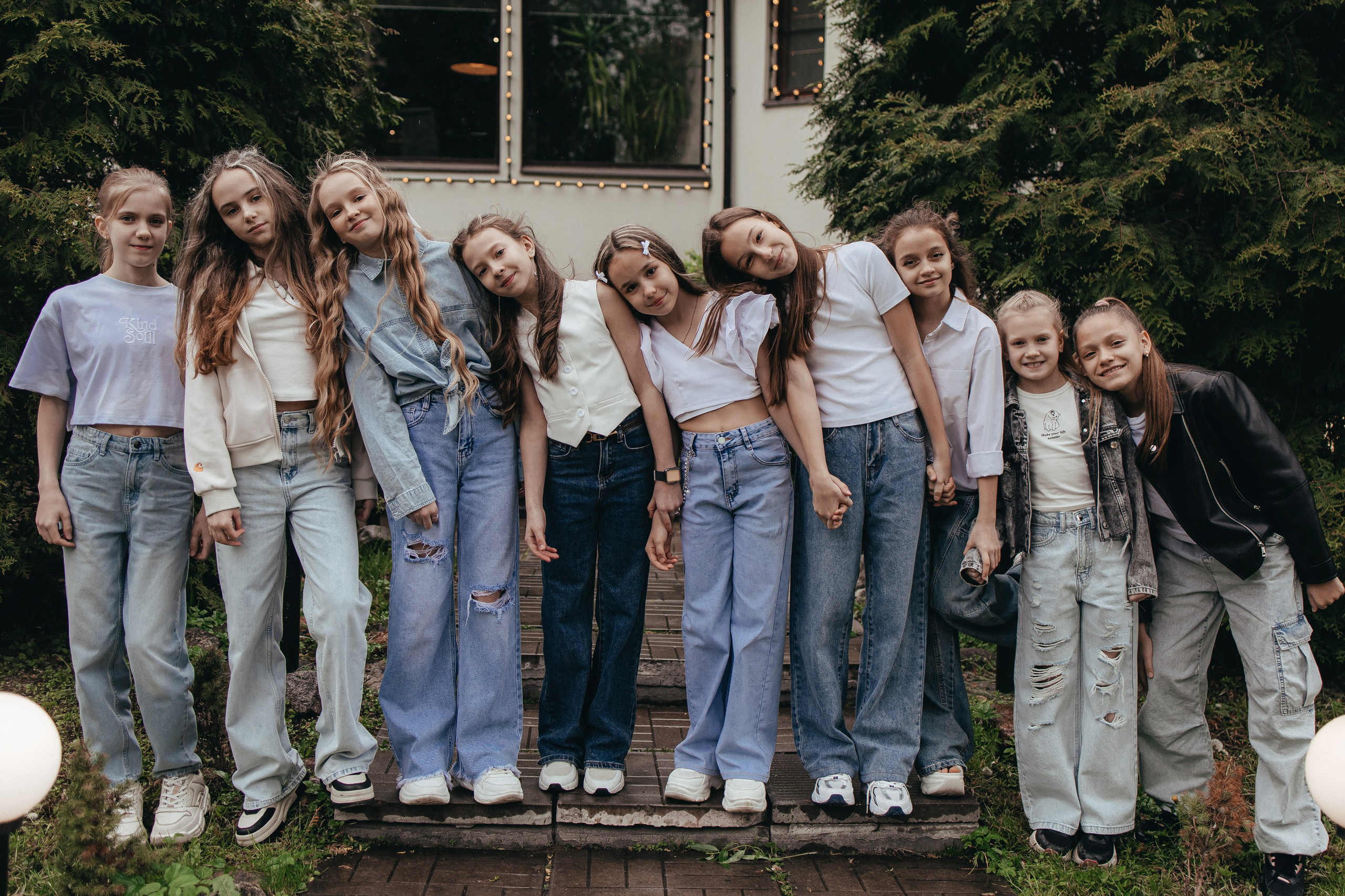 День рождения в компании девочек гимнасток. Семейный фотограф в Москве, Щелково, Фрязино _ Виктория Степанова