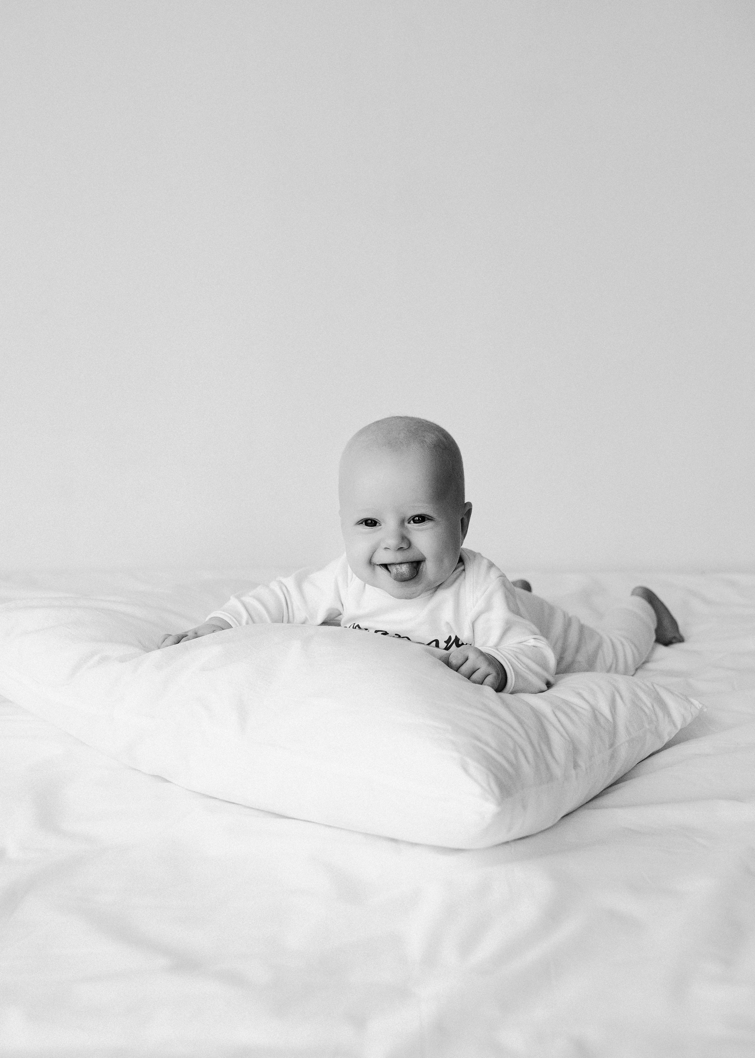 Студийная съёмка, малышу 4 месяца