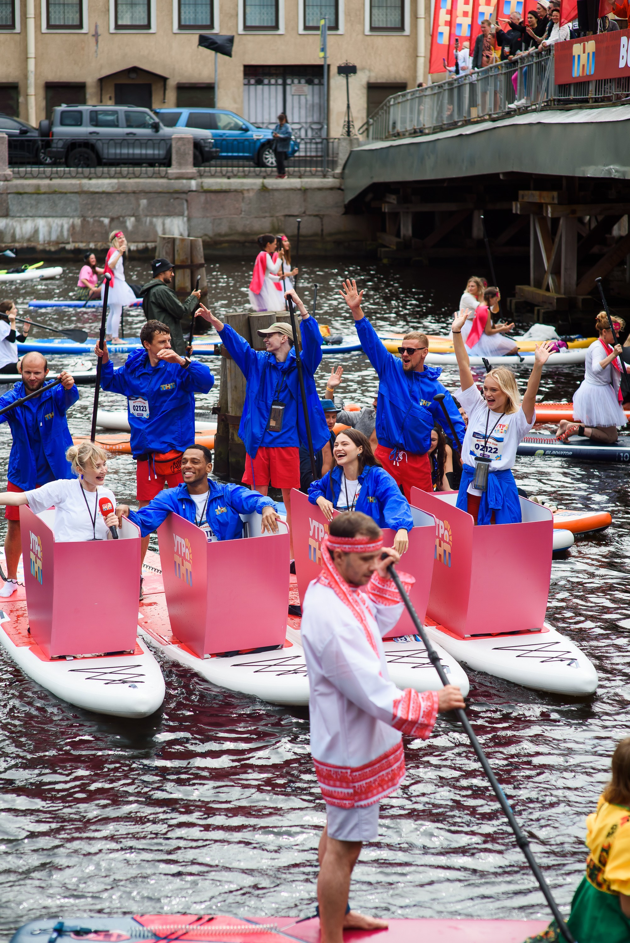 ТНТ Фонтанка SUP. Фотограф в Санкт-Петербурге — Эдуард Фазлетдинов | Репортаж, свадьбы, студия