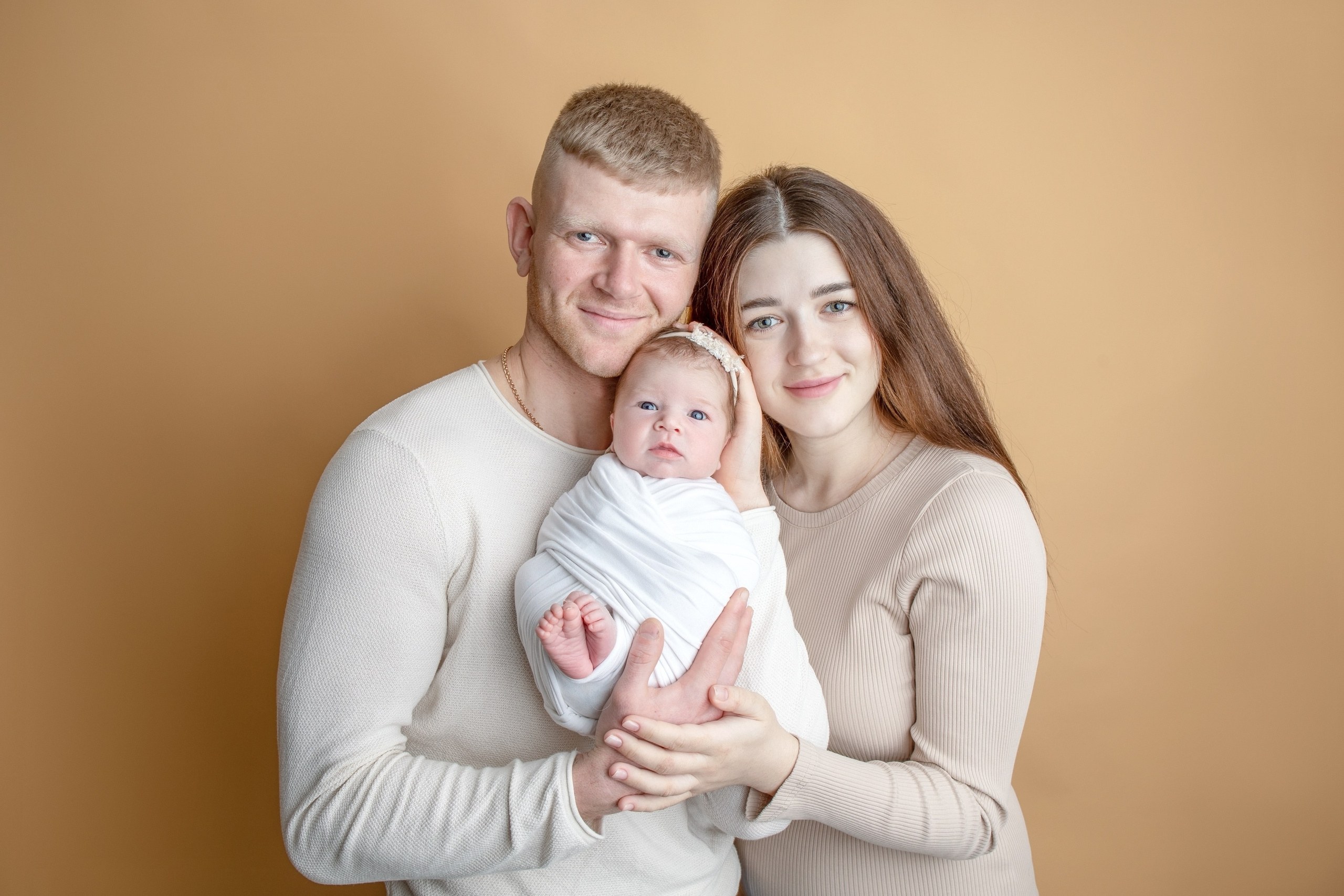 Семейные. Фотограф новорождённых Минск — стоимость newborn фотосессии в Минске