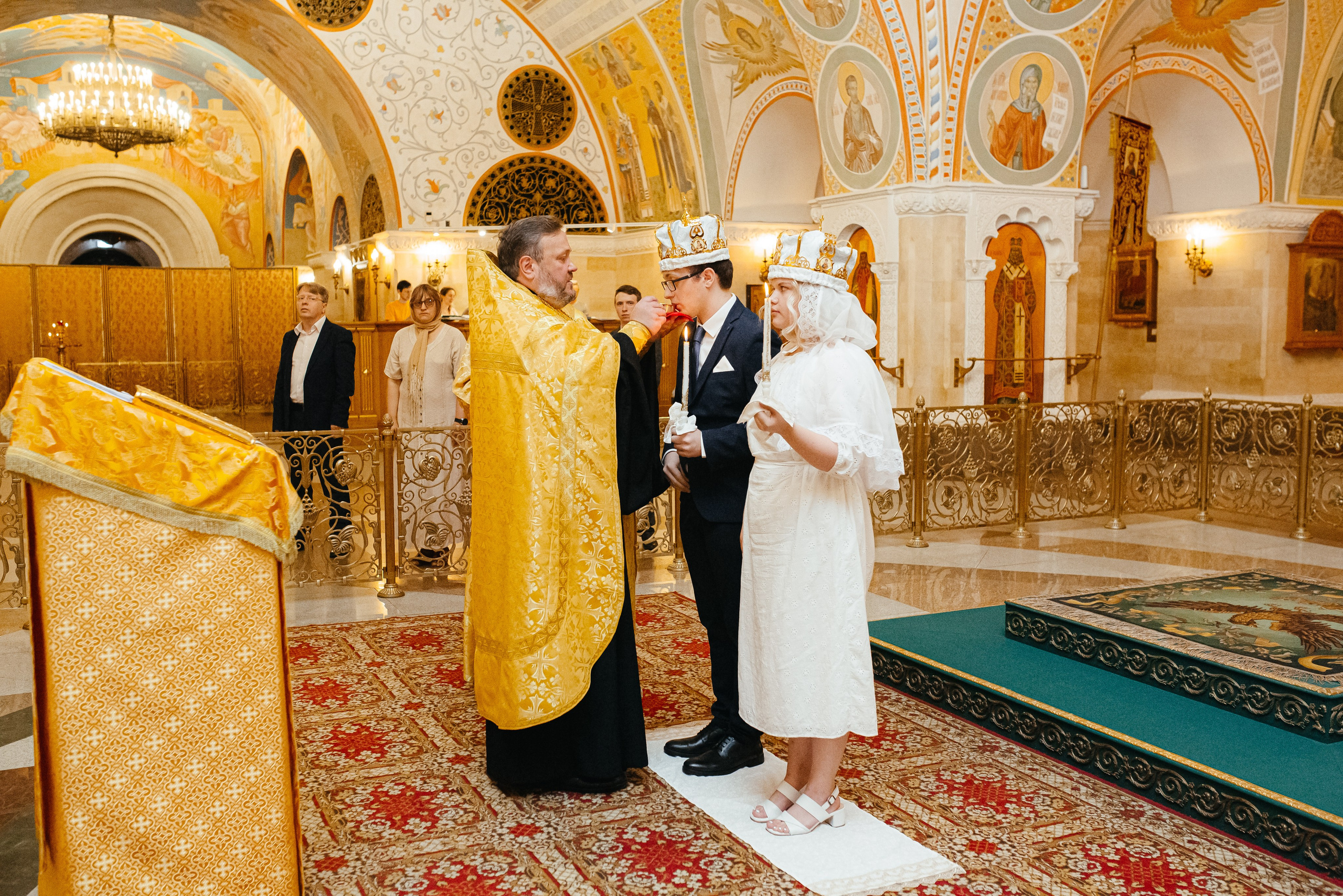 Храм Христа Спасителя. Свадебный и семейный фотограф