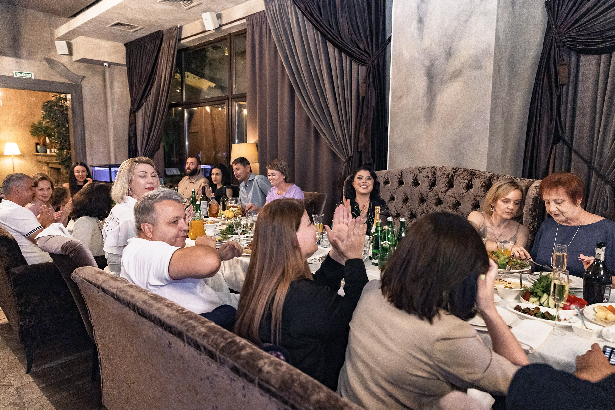 11 класс Гимназия 69. Фотограф и Видеограф в Краснодаре Юлия Солодченко