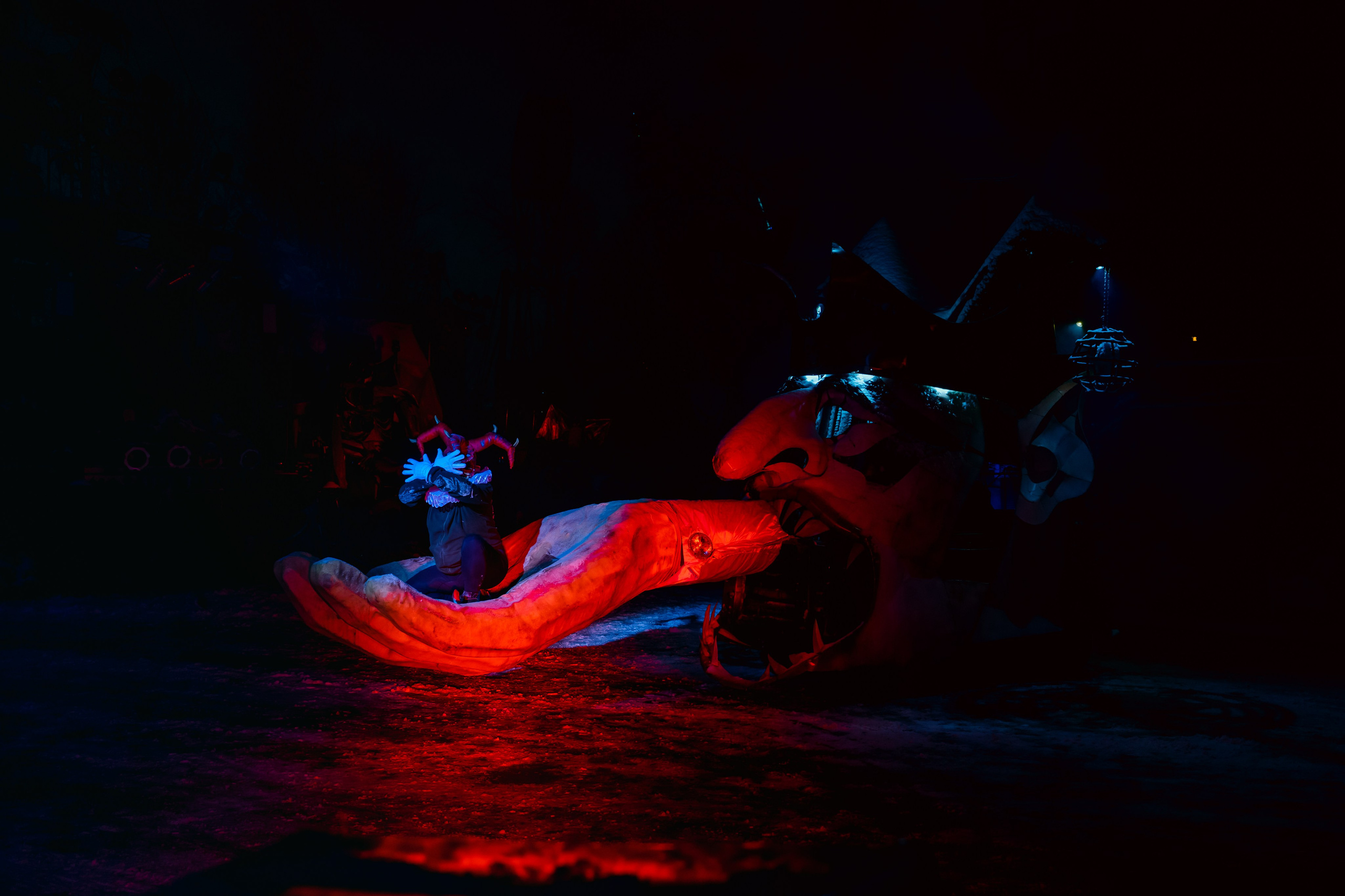 Новогодняя сказка в Байк Центре «Ночные Волки». Крамер Юлиана детский и семейный фотограф