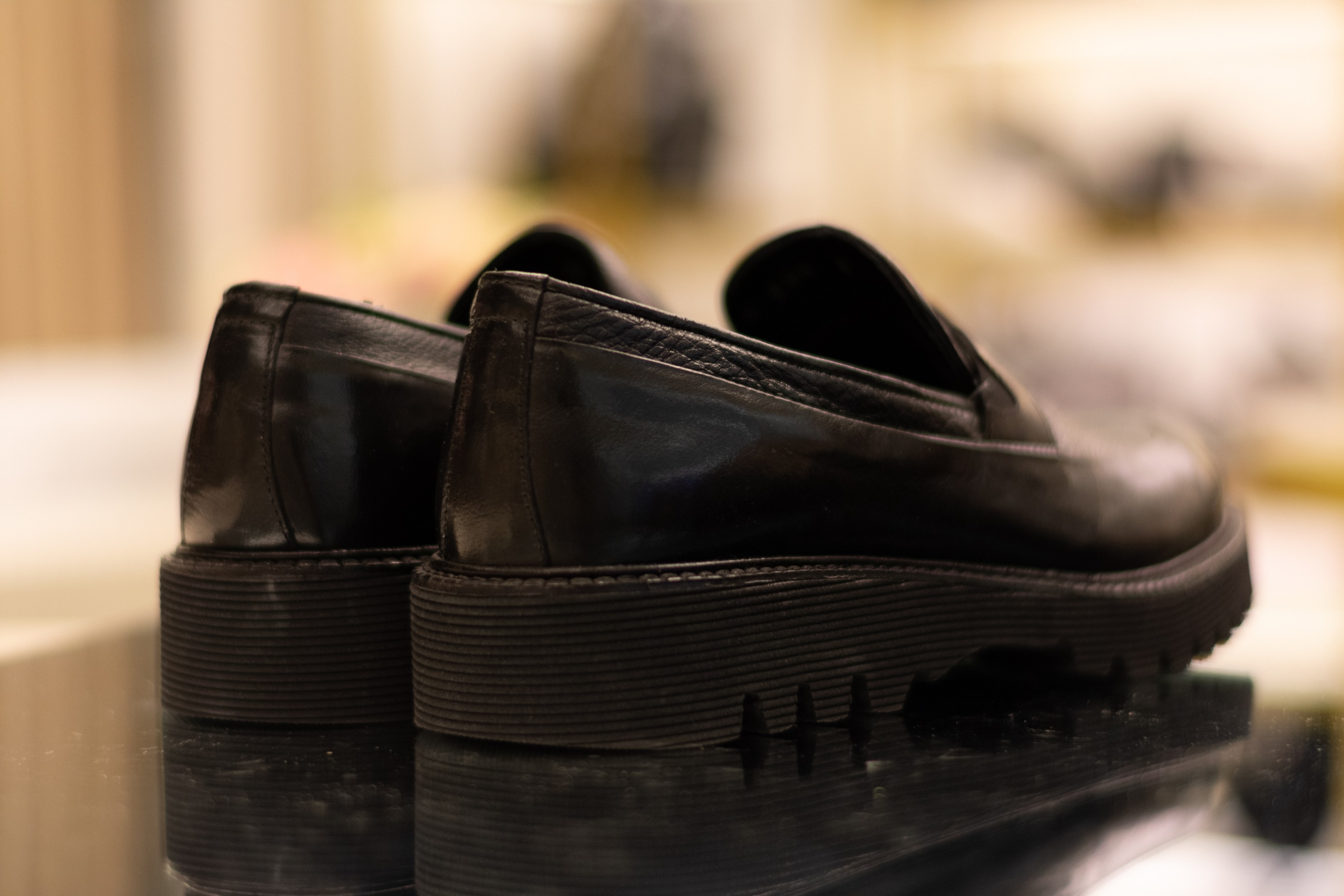 Для организаций. Предметная фотосессия для обувного магазина Capsula. Фотограф/видеограф Богдан Голованов