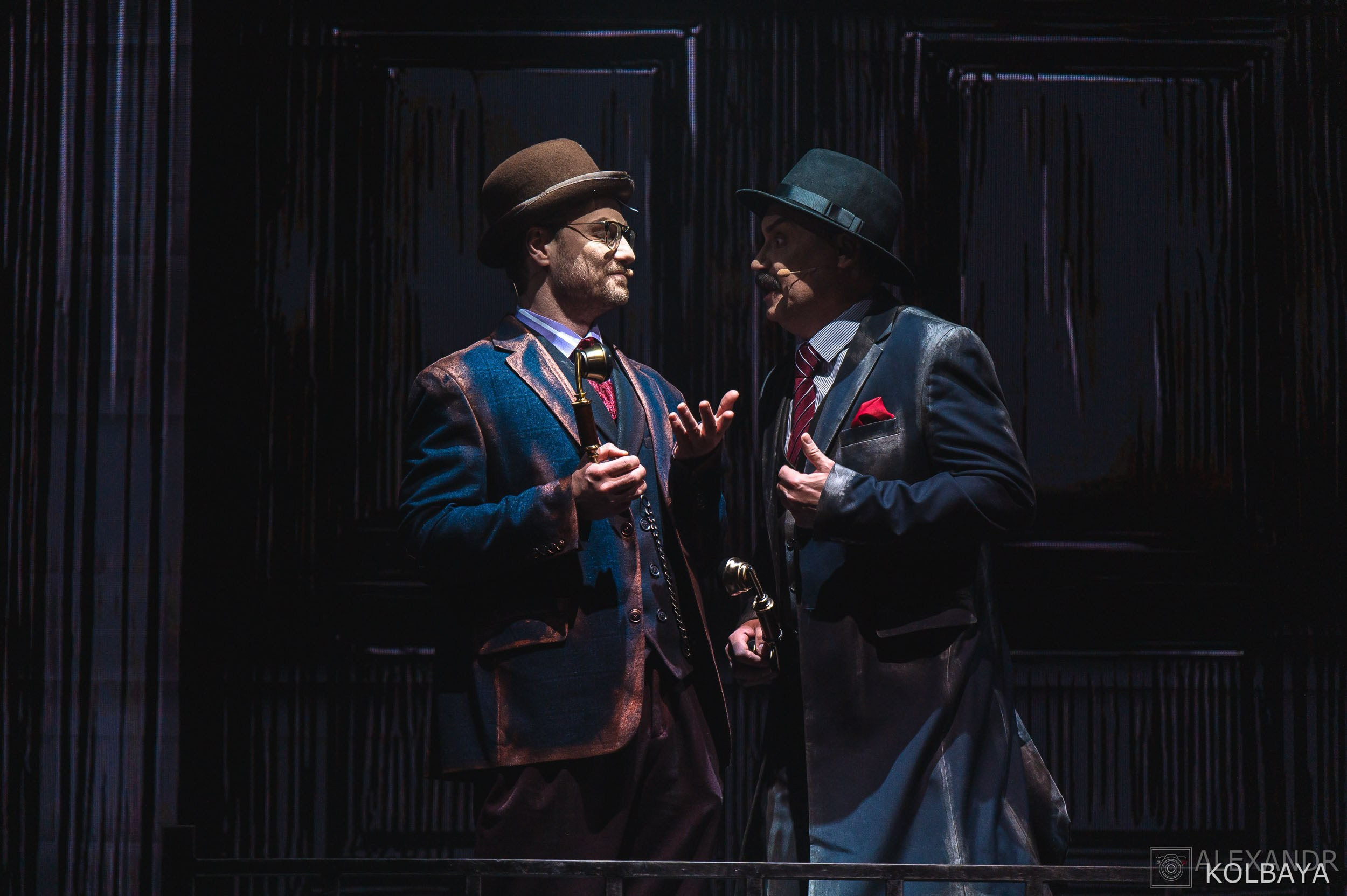 Фотографии со спектакля «Однажды в городе N». Концертный и театральный репортажный фотограф в Москве Александр Колбая