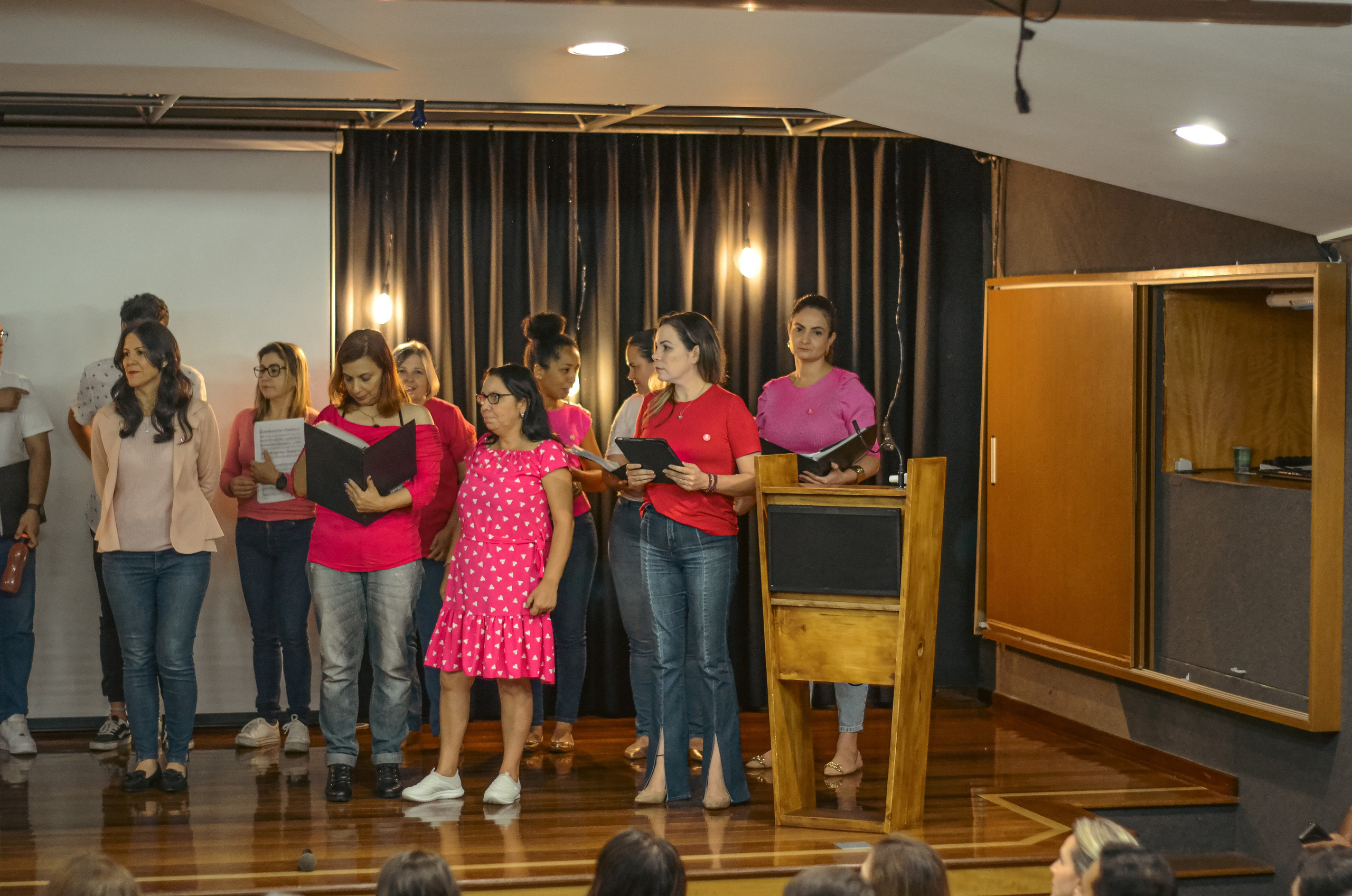 Coral Madrigal Uniso. Fotógrafo | Sessão de fotos