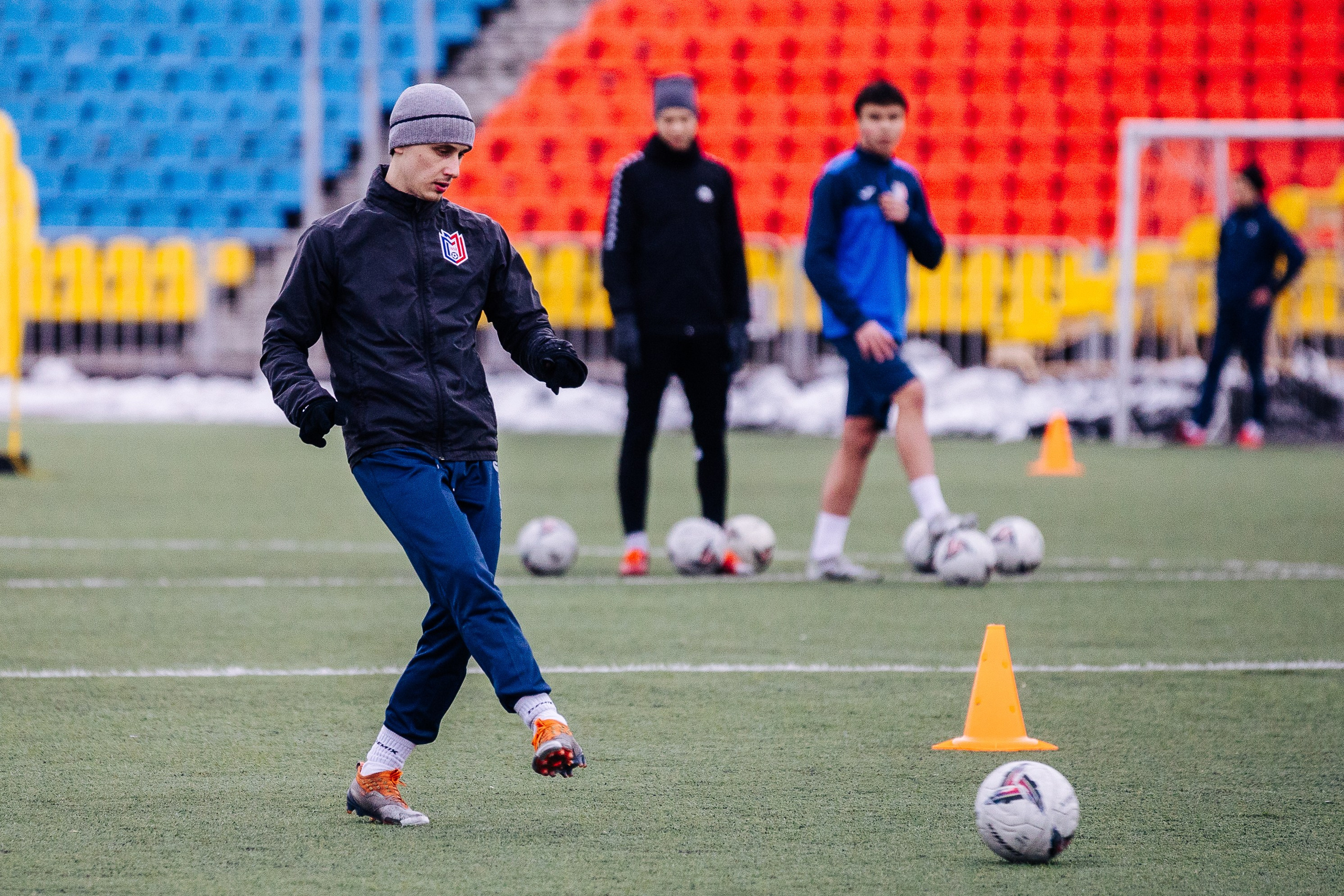 Тренировка ФК Металлург // 01.04.24. Денис Прохоров Фотограф в г. Магнитогорск