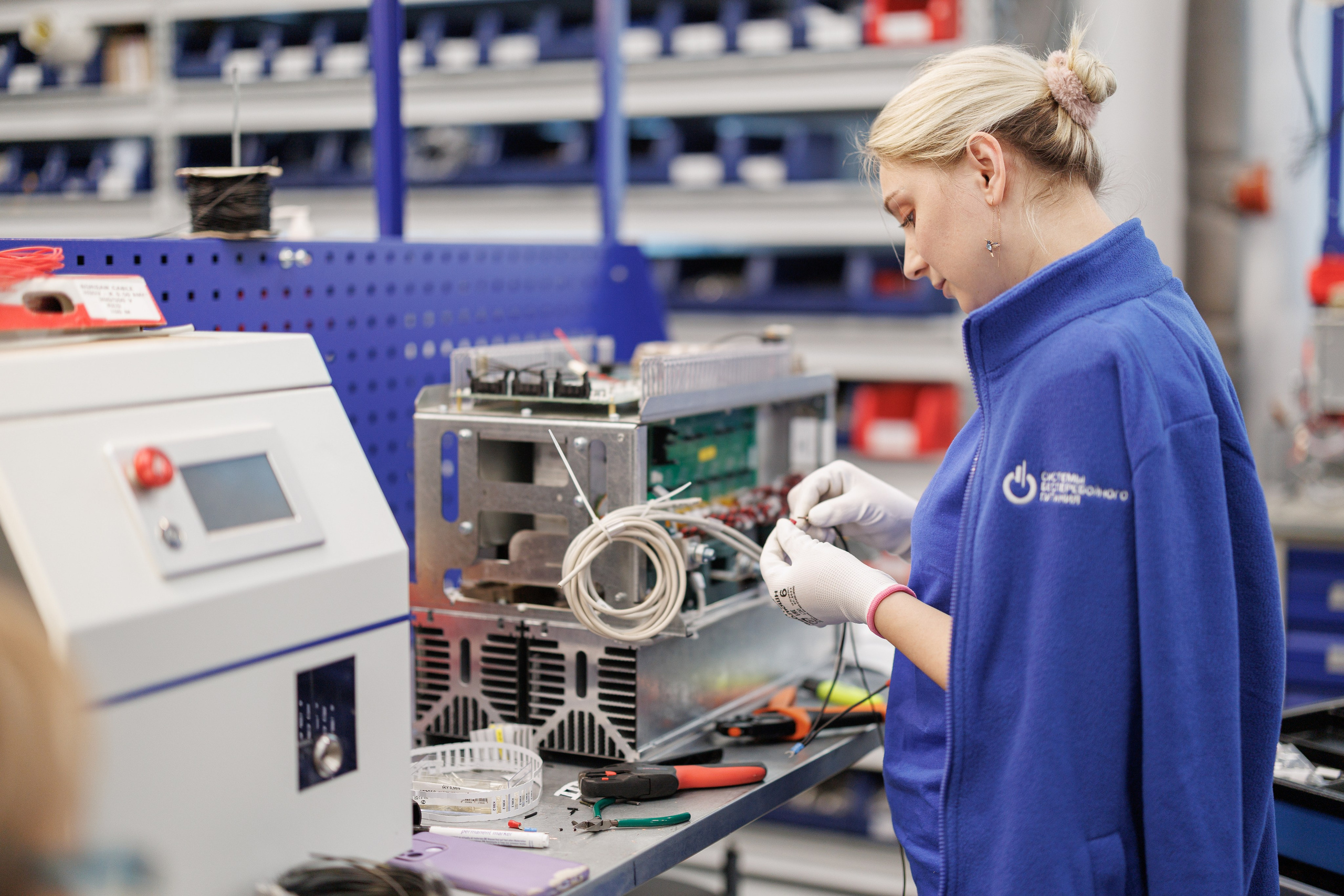 Вольтаг — Экскурсия по производству. Контент для бизнеса в Екатеринбурге Полдень Медиа