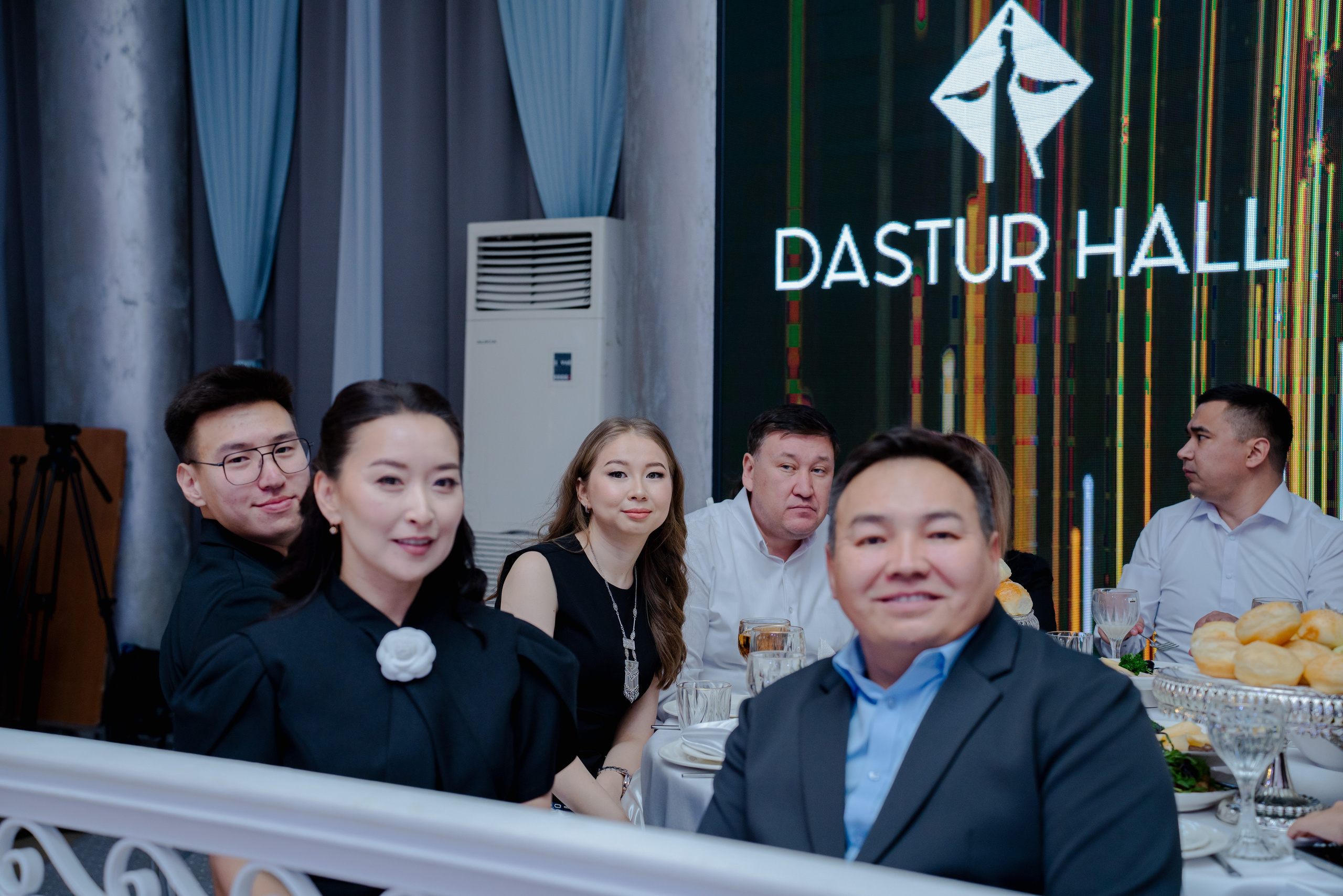 KAMILLA QYZ UZATU. Nomad media